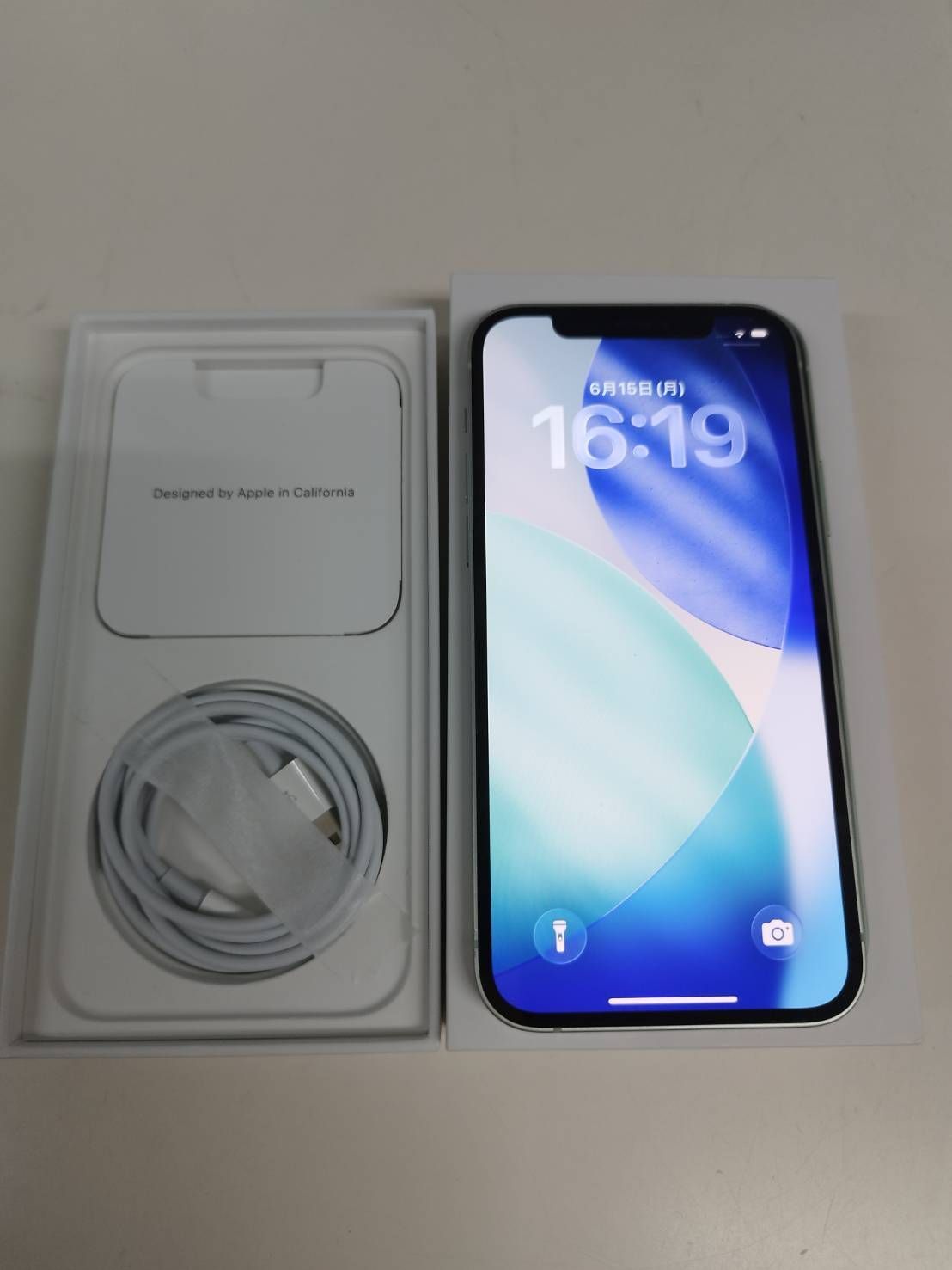 【SIMフリー】iPhone 12/A2402/64GB/グリーン〈MGHT3J/A〉