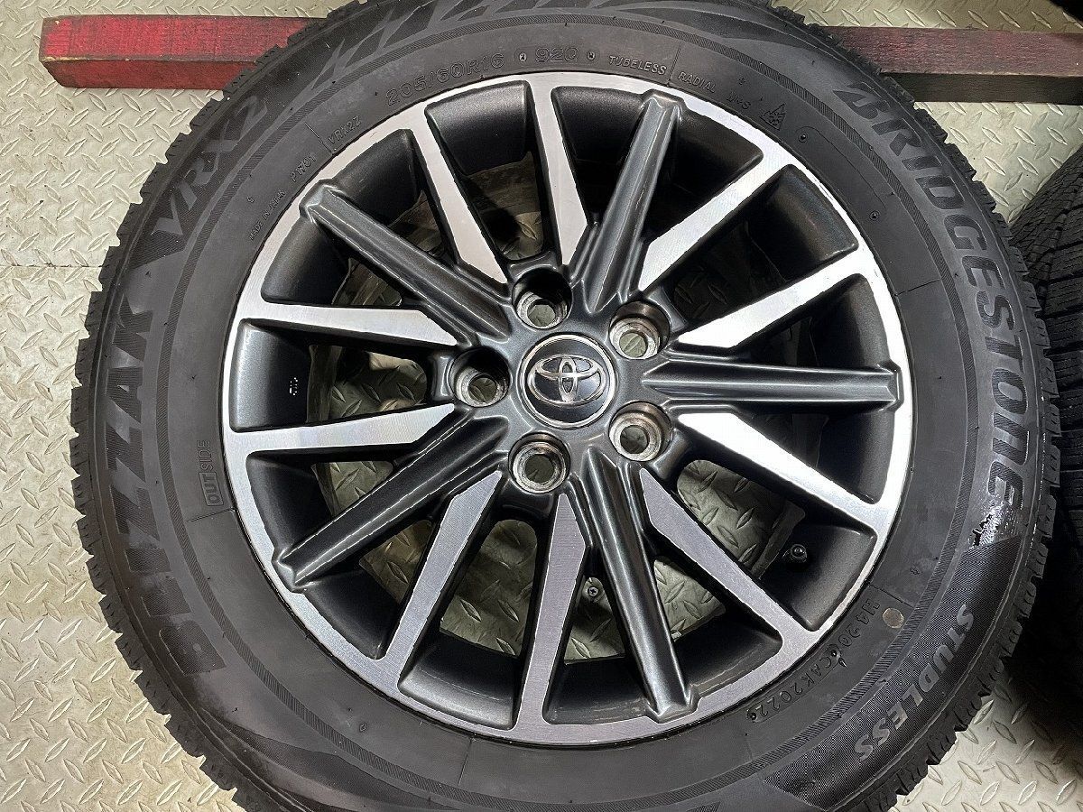 BS BLIZZAK VRX2 205/60R16】スタッドレス【TOYOTA 80ヴォクシー 純正