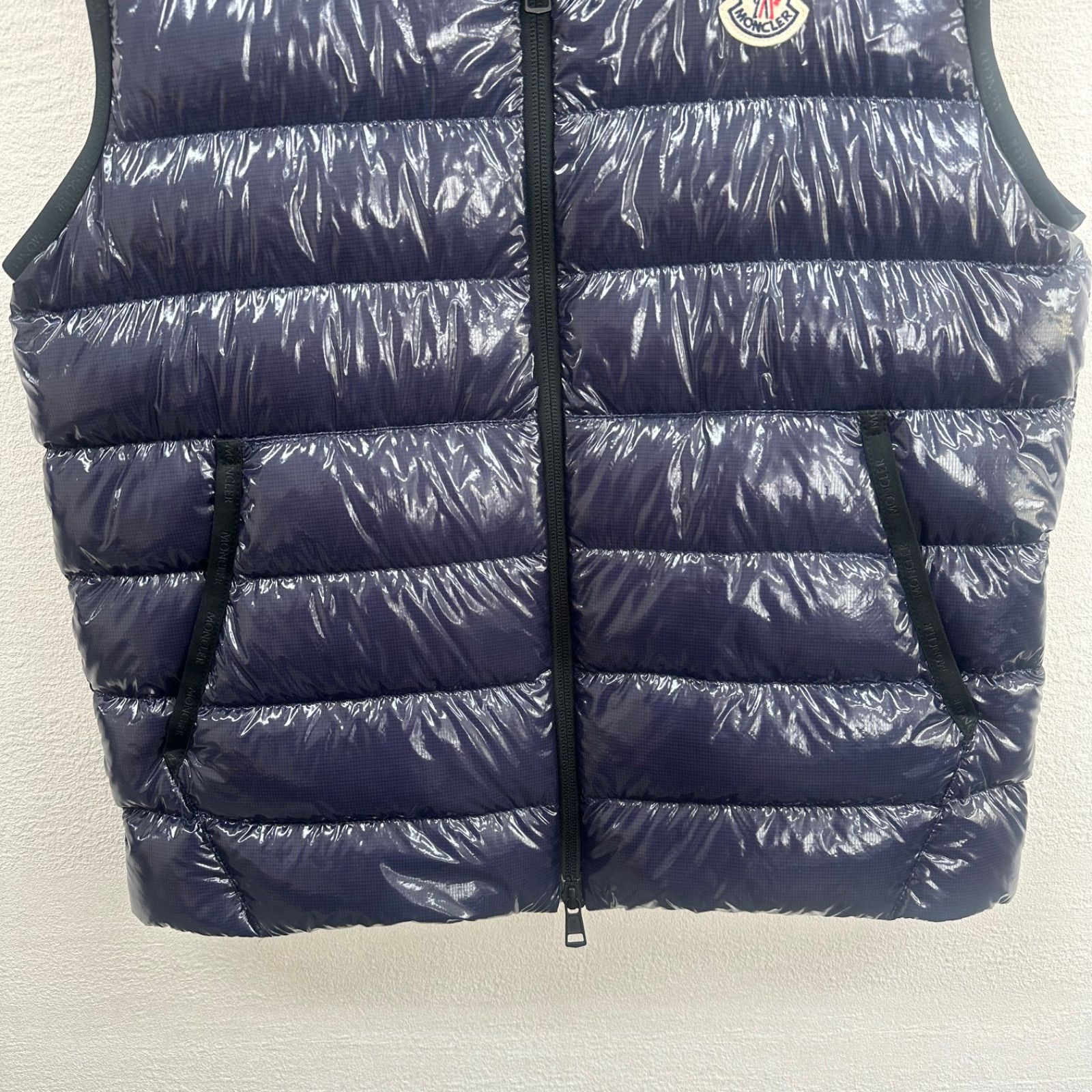 美品】MONCLER モンクレール LAPPE GILET ロゴワッペン ダブルジップ