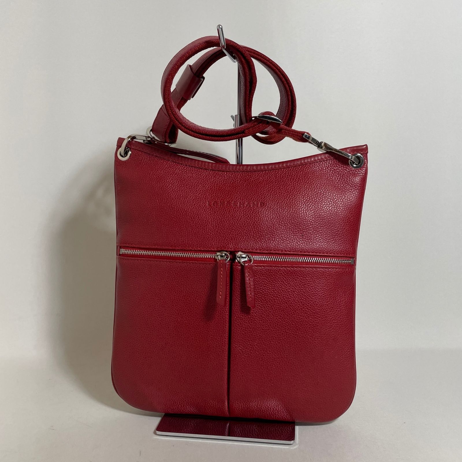ロンシャン　赤いレザーショルダーバッグ 2605-137｜美品｜ロンシャン ショルダーバッグ レザー レッド - メルカリ