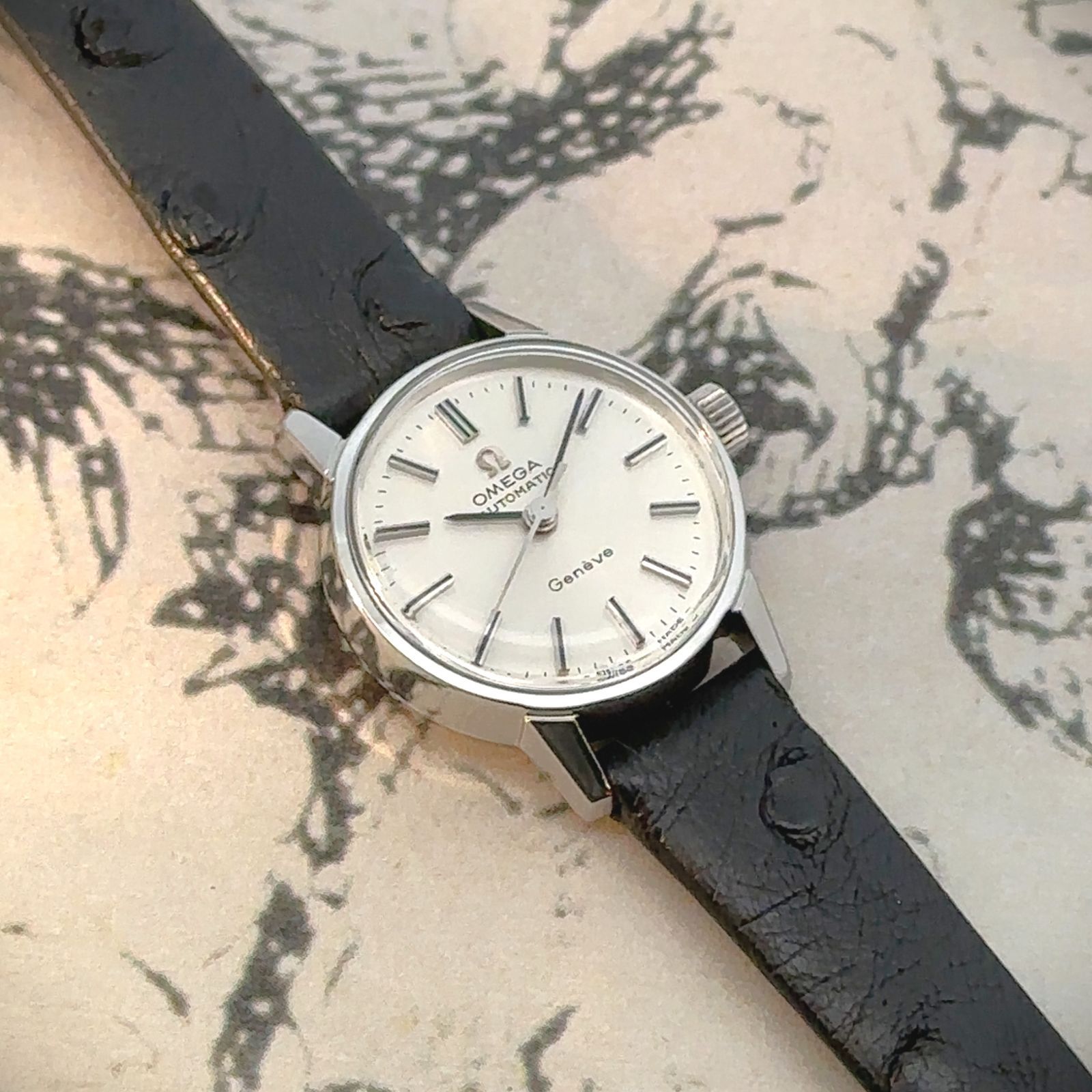 オメガ　《ジュネーブ》　機械式　1960年代　【1923】 80,465円