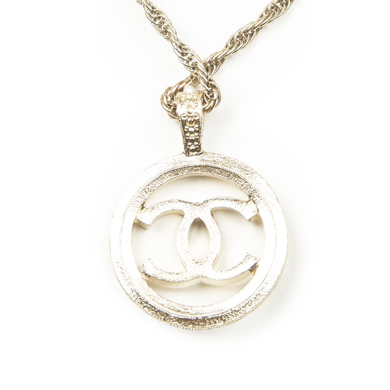 [中古] CHANEL シャネルCC Faux Pearl Round Pendant Necklace金金メッキA