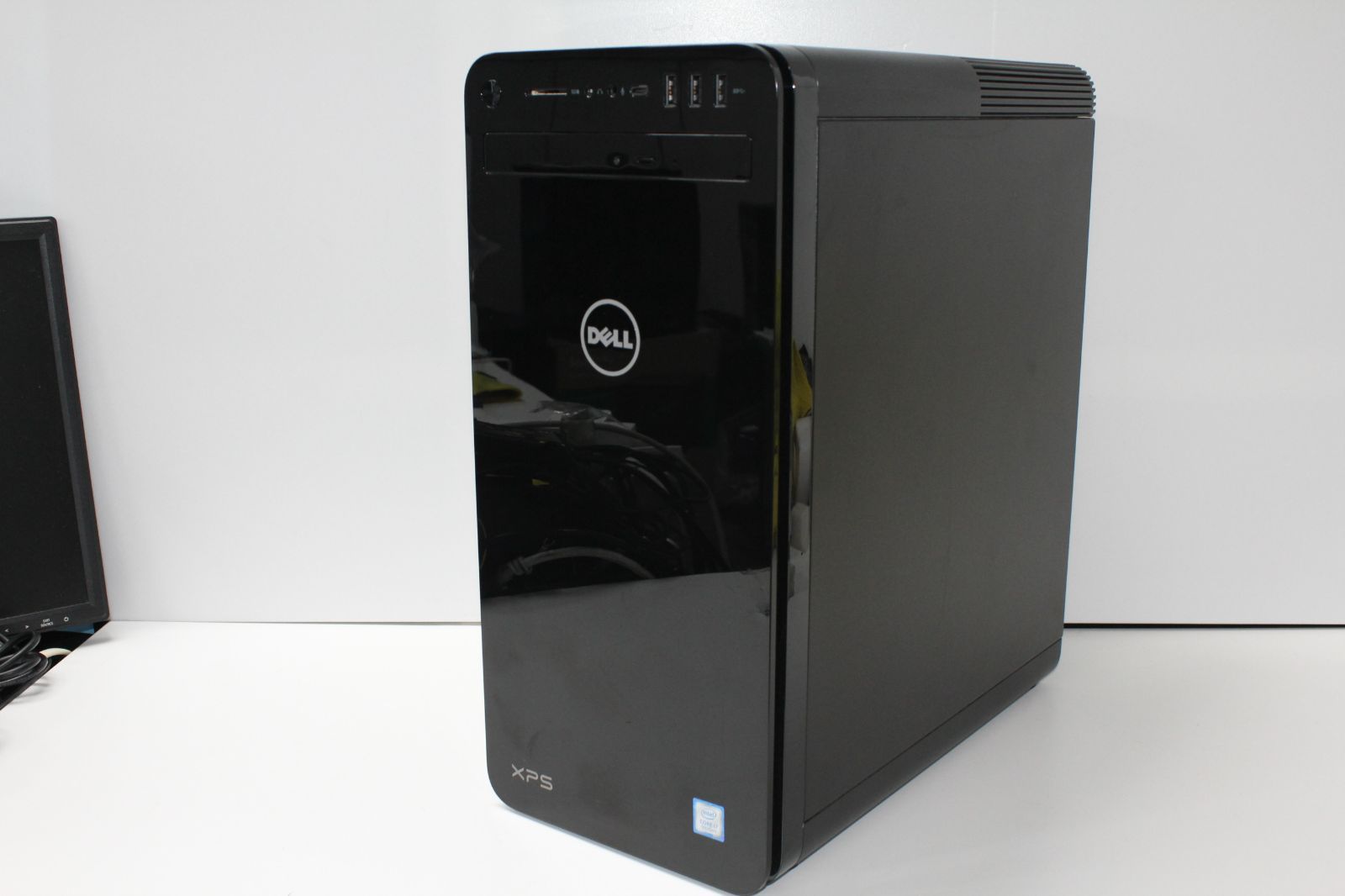 Dell XPS 8930 第9世代i7 中古デスクトップPC - メルカリ