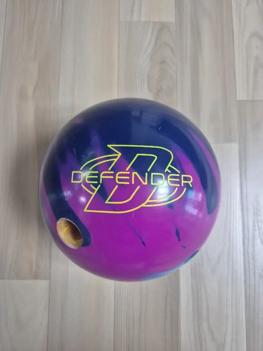 BRUNSWICK（ブランズウィック） ディフェンダー ボーリング 15 パウンド