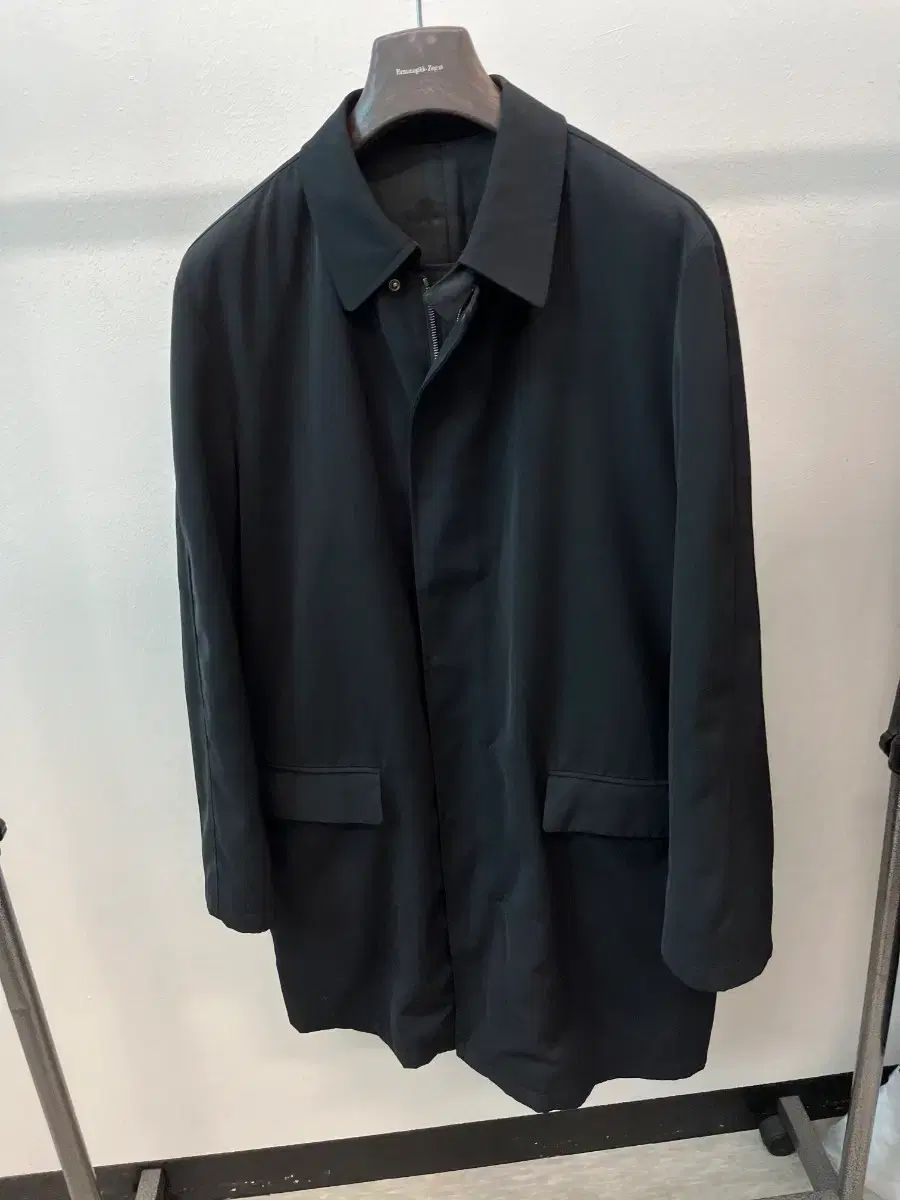 105) Ermenegildo Zegna エルメネジルドゼニア ブラック カコート 18,003円
