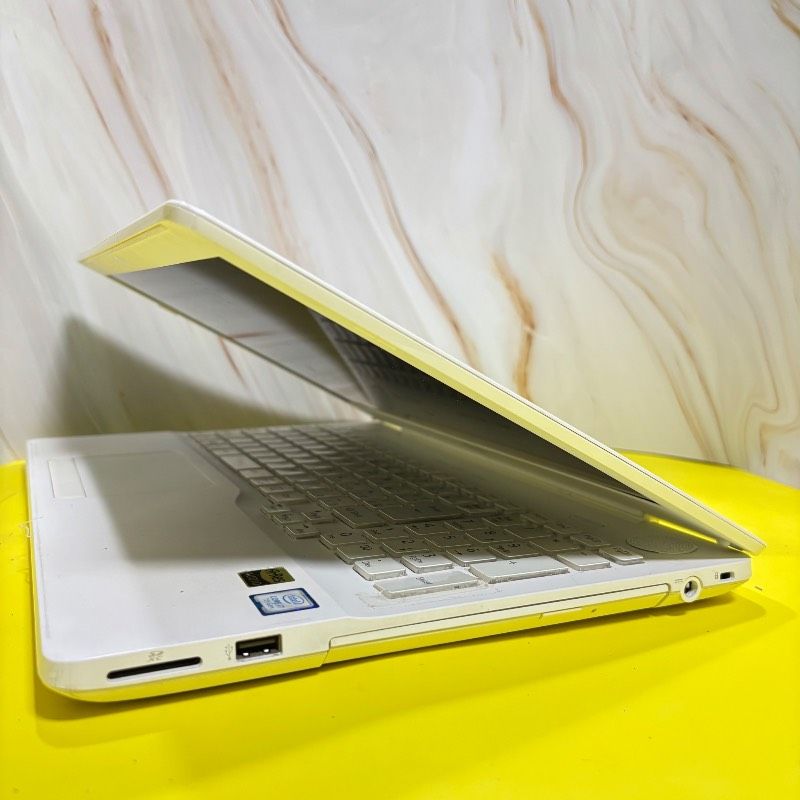美品LIFEBOOK Corei7 Win11 Office付 SSD240GB - メルカリ