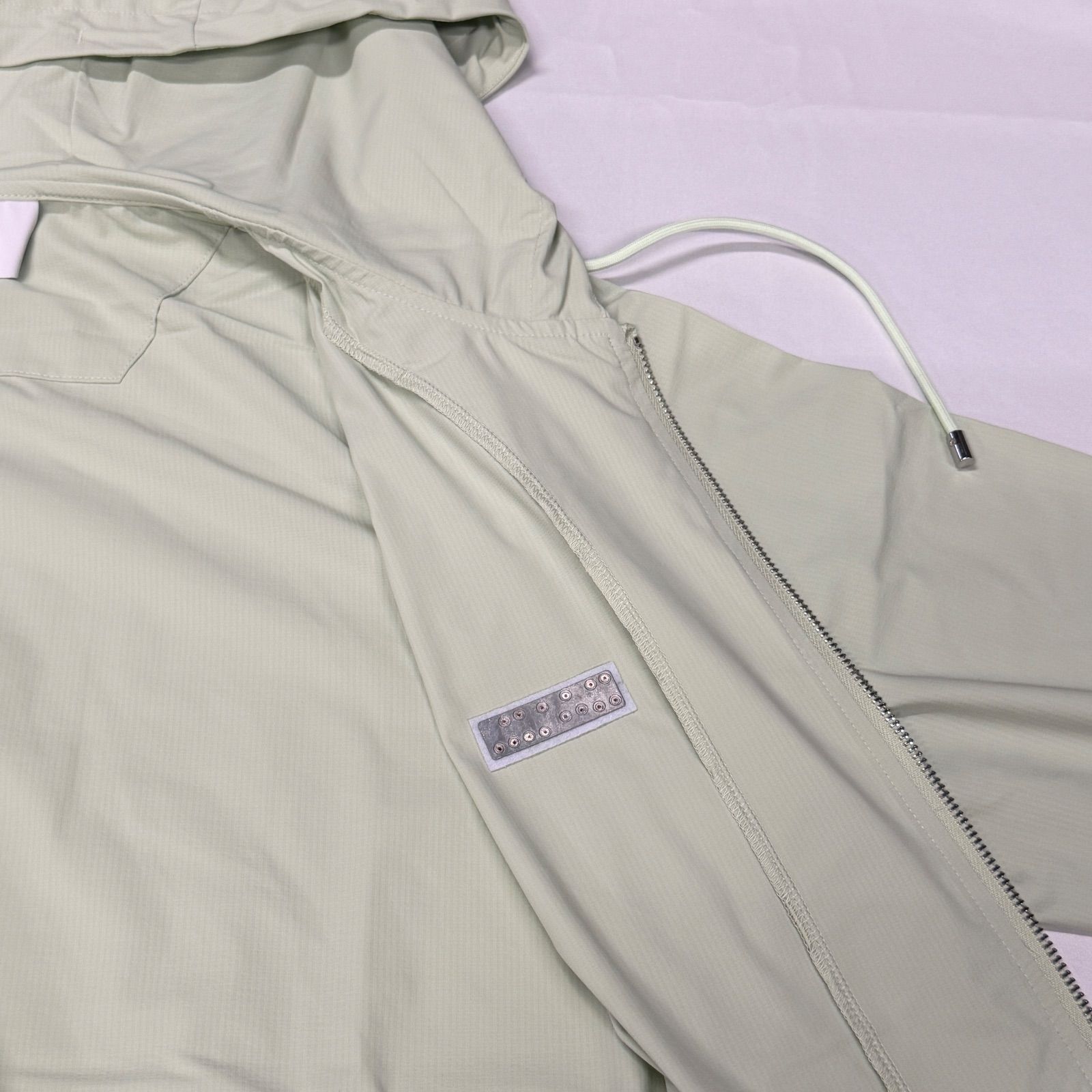 新品タグ付】BALR. 日本限定 ナイロンジップパーカー Q-SERIES Sサイズ