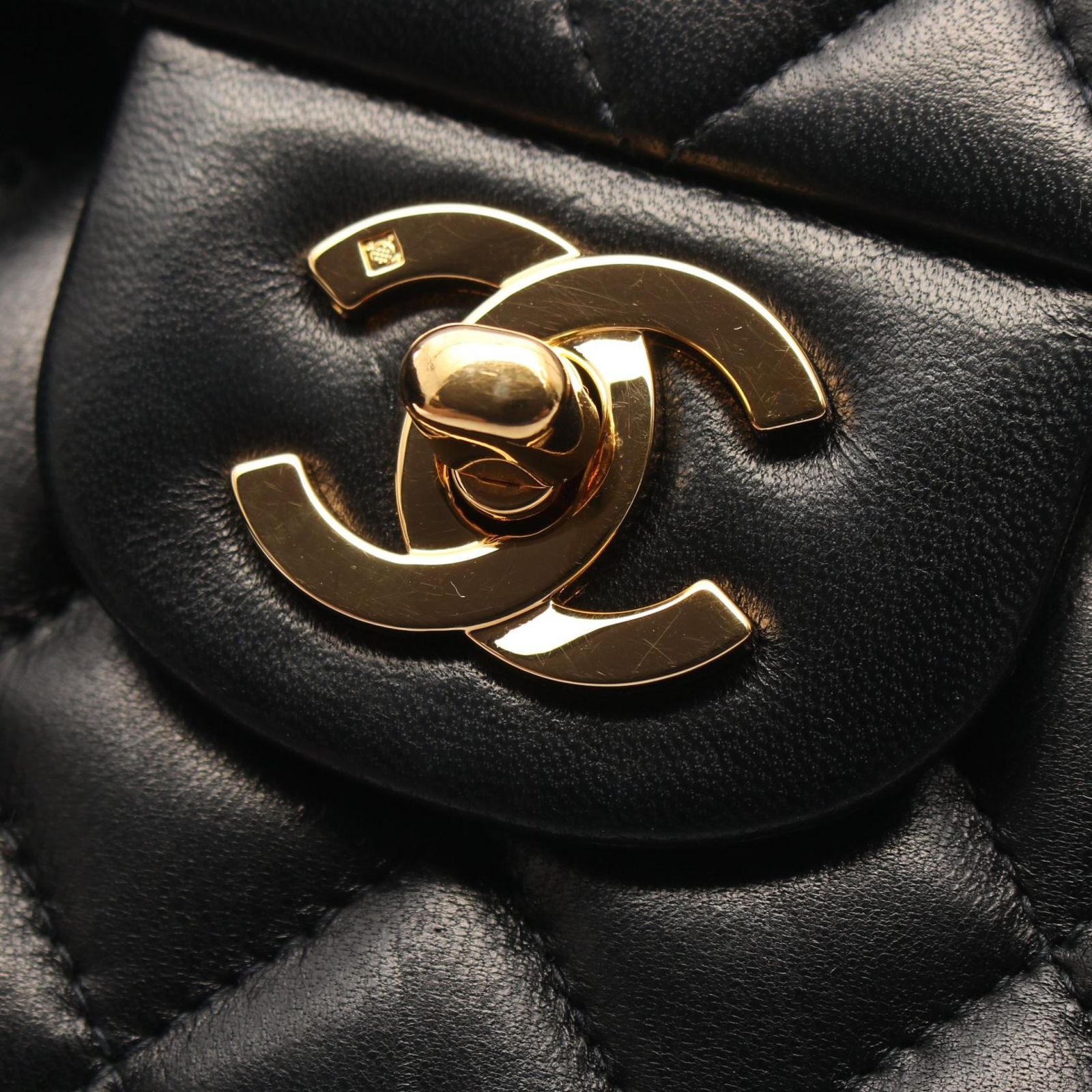 シャネル CHANEL ショルダーバッグ マトラッセ Wフラップ ブラック ラムスキン（羊革） マトラッセ ダブルフラップ チェーンショルダー レディース Used A