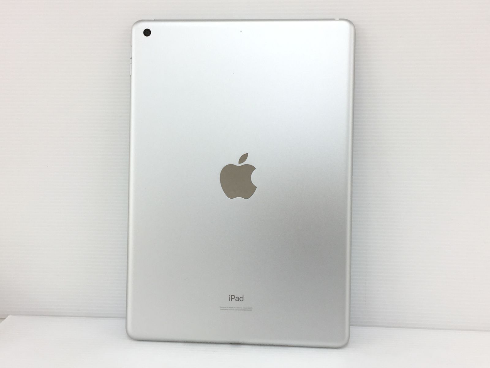 美品】iPad 第8世代 32GB シルバー 動作品 - メルカリ