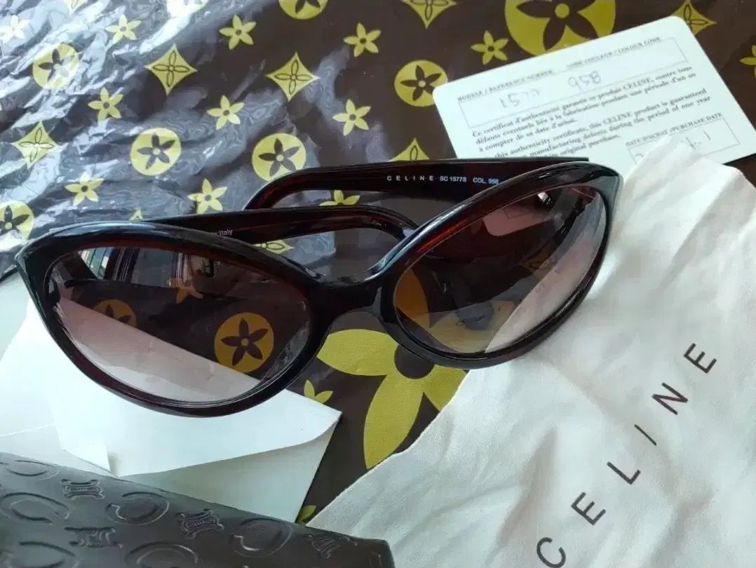 CELINE セリーヌ レディース サングラス (正規品) ブラウン 1577