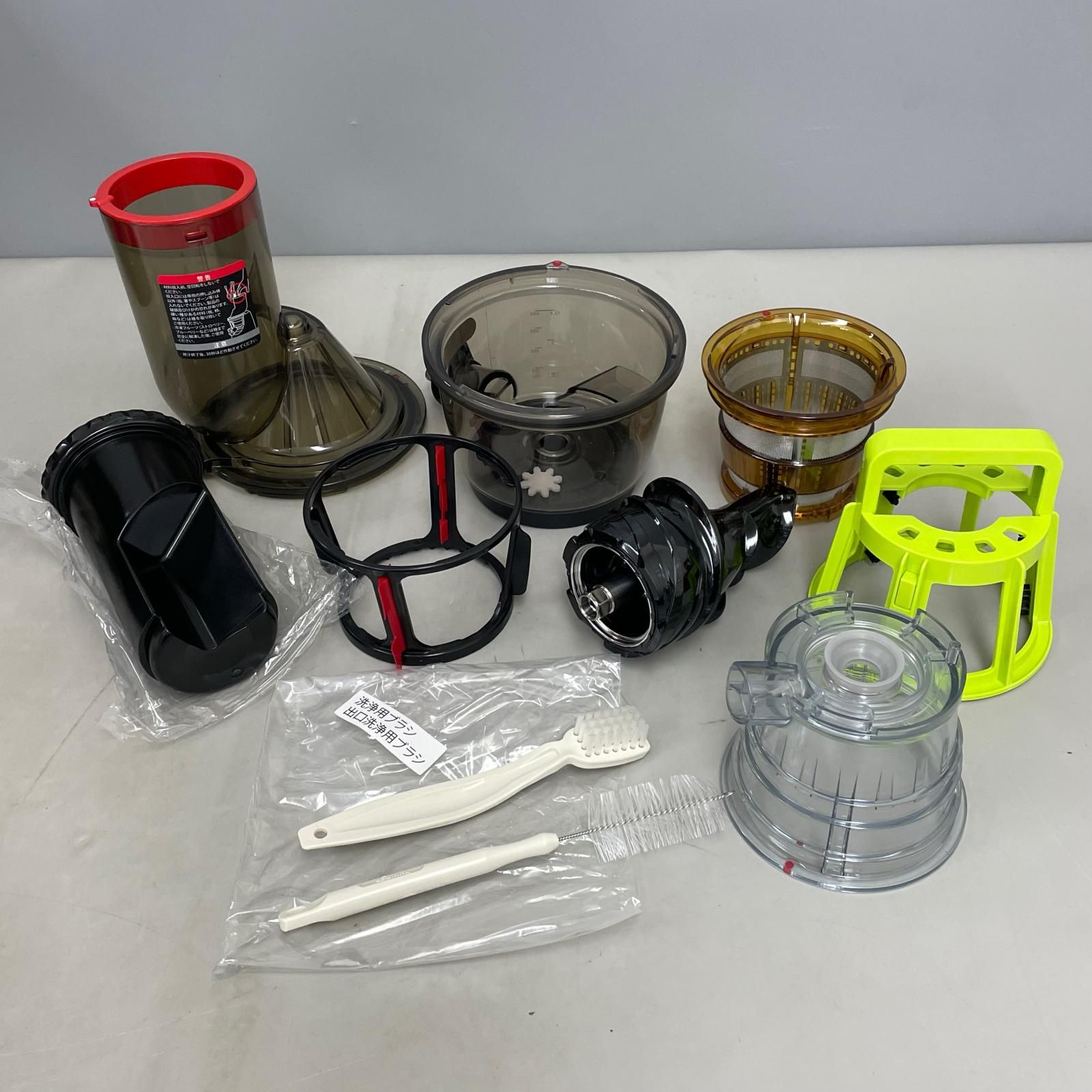 Kuvings ホールスロージューサー JSG-30 Kuvings クビンス ホールスロージューサー JSG-30 - メルカリ