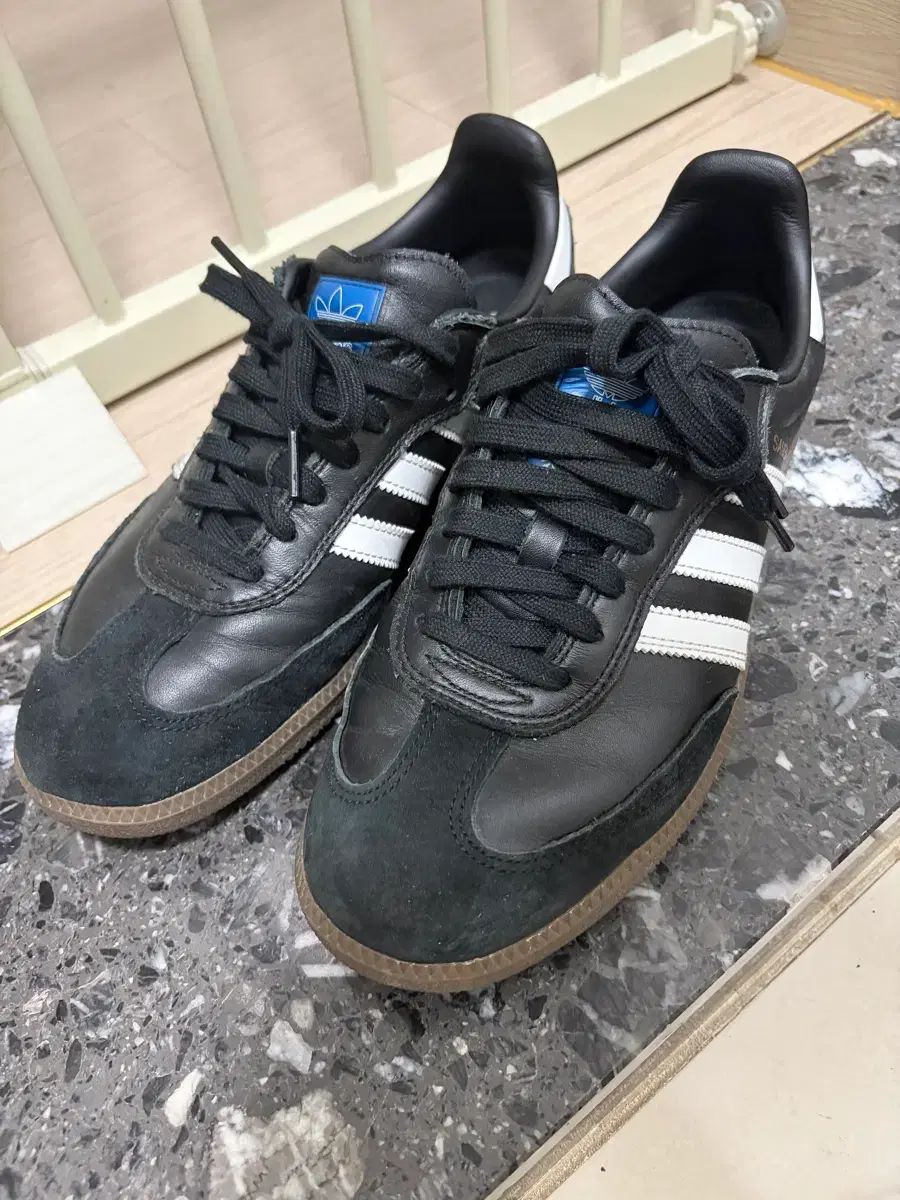 アディダス サンバ 275