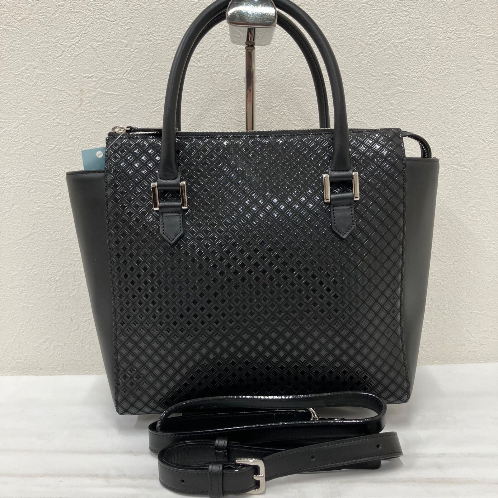 極美品 印傳屋 フォルキィ トートバッグ タグ付 冊子付 甲州印伝 本鹿革 本革 極美品 印傳屋 フォルキィ トートバッグ タグ付 冊子付 甲州印伝 本