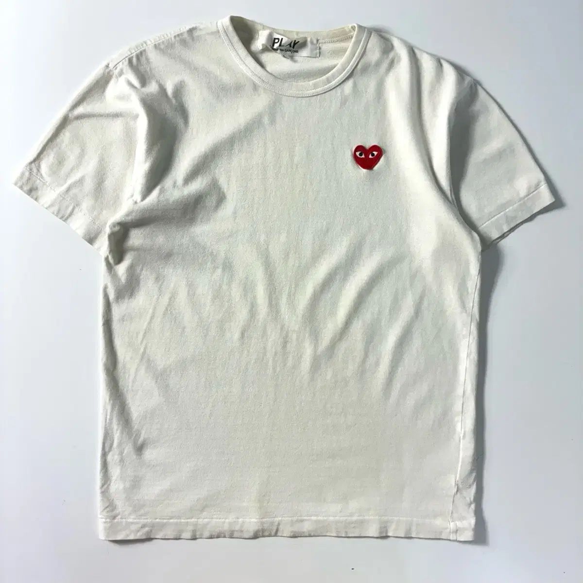 COMME des GARCONS コム・デ・ギャルソン スモールハート パッチ 白 半袖Tシャツ
