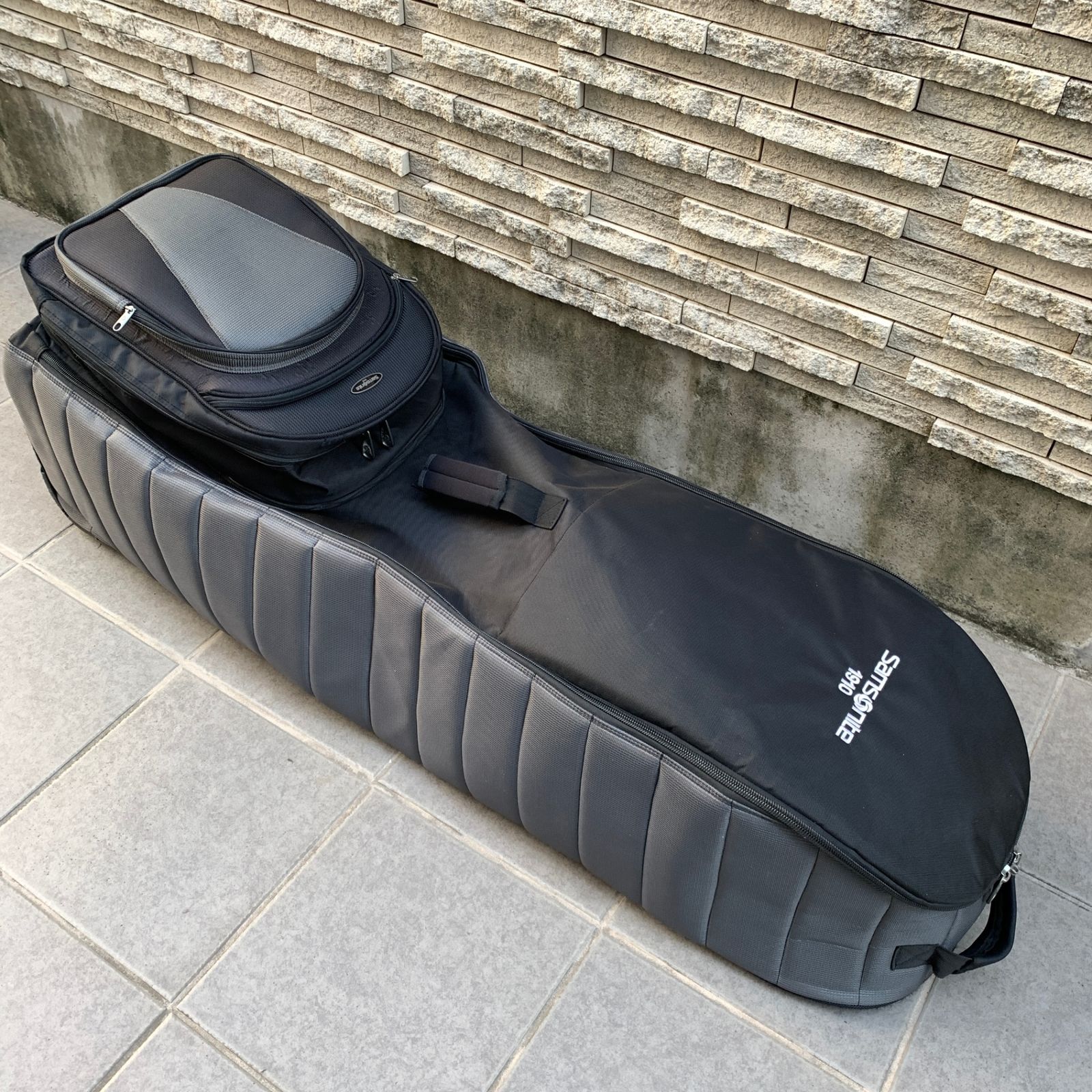 ◆◆Samsonite 1910 キャスター付きトラベルカバー ：C000558-023◆◆