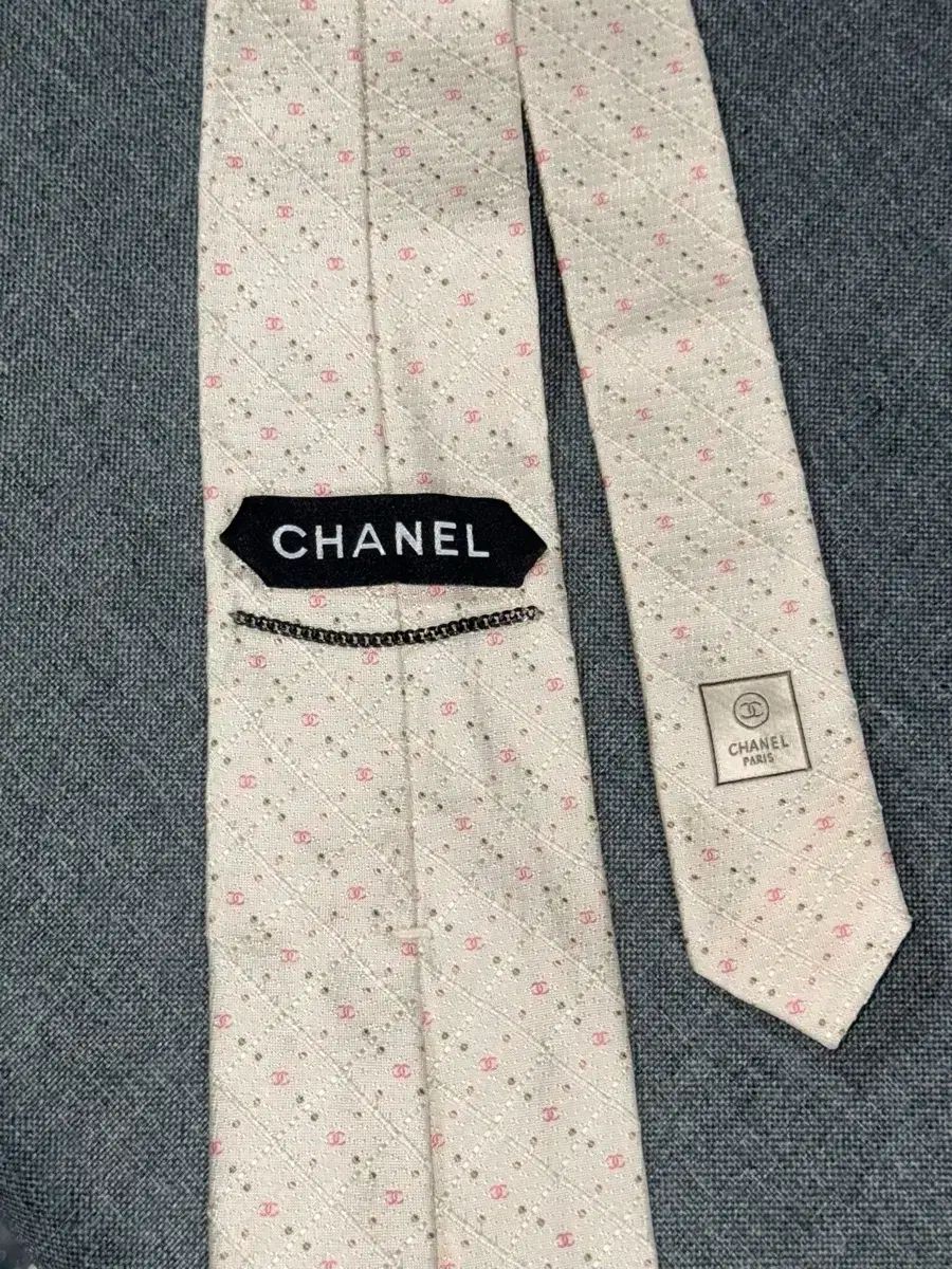 正規品 CHANEL シャネル シルク ネック タイ CC ロゴ チェーン パータン