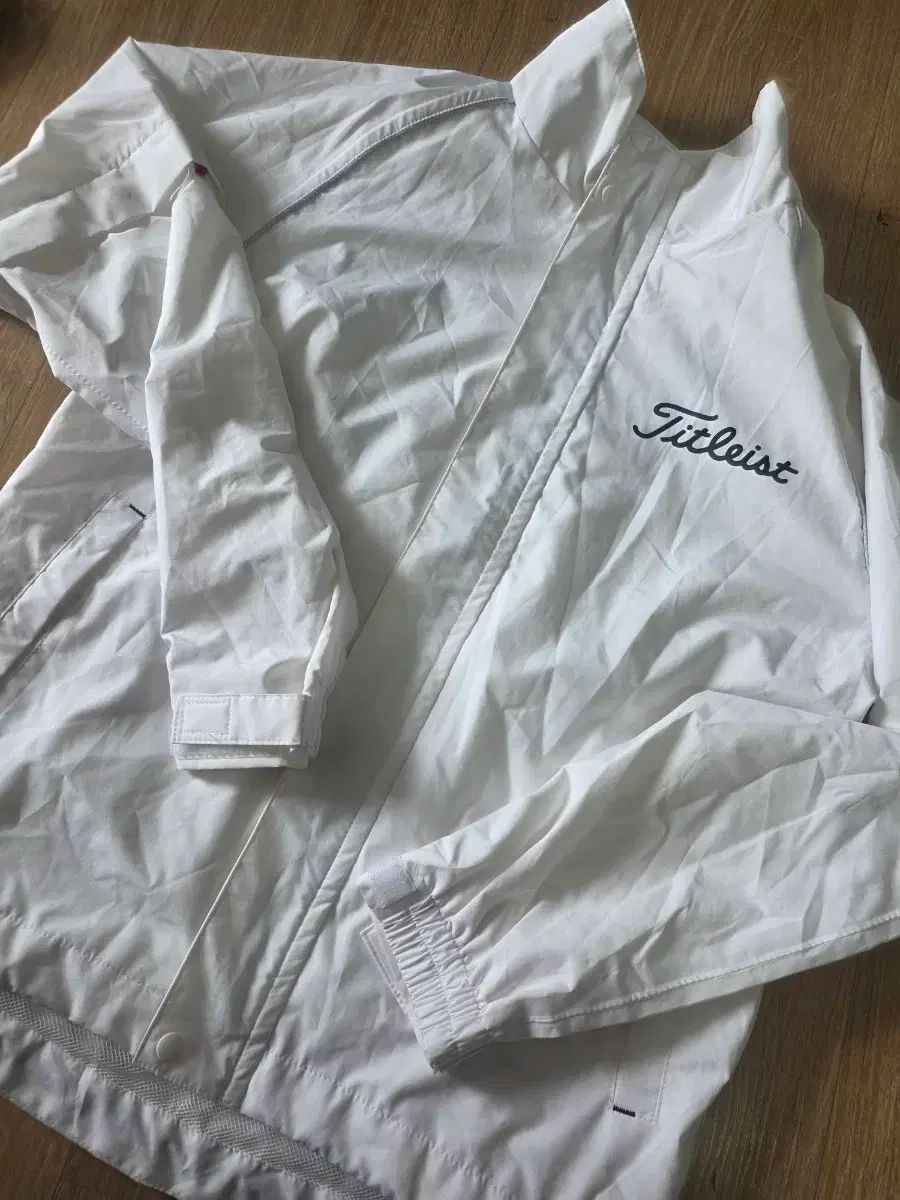 Titleist(タイトリスト) ゴルフ ウィンドブレーカー 白