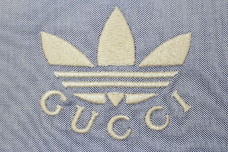 GUCCI グッチ 衣類 半袖シャツ 衣料品 701360 コットン ブルー