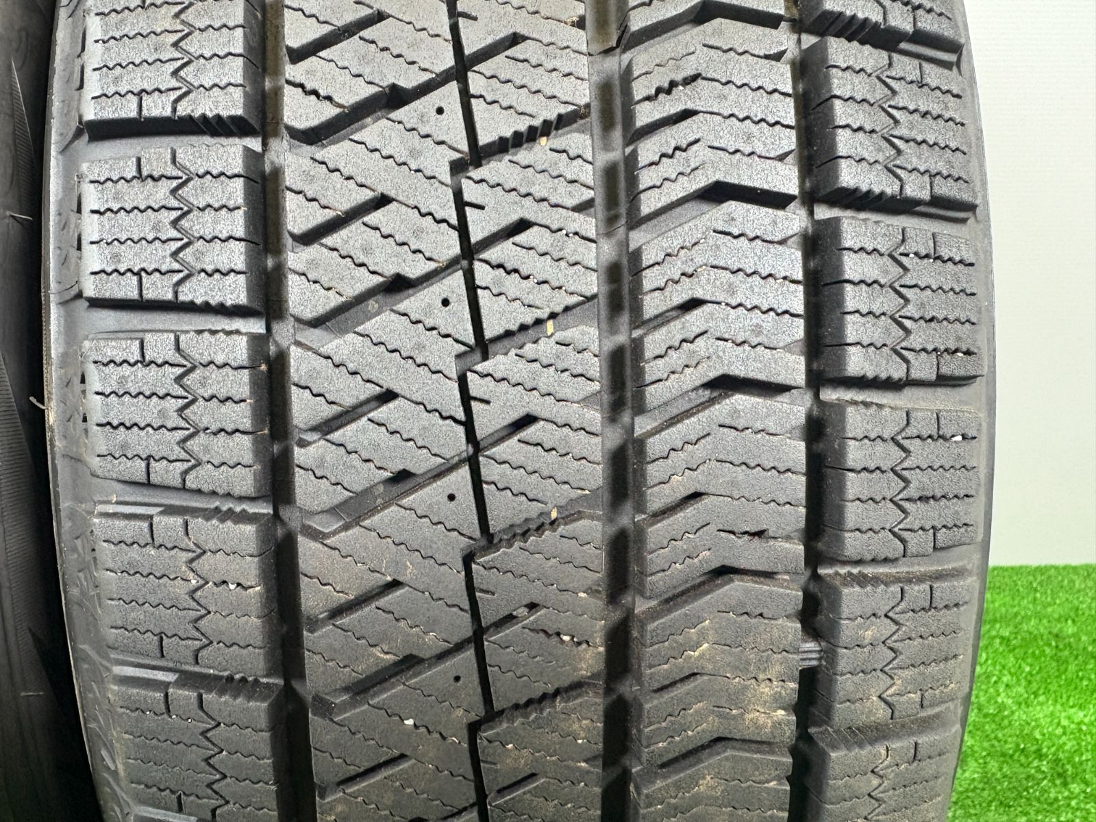 送料無料☆205/60R16 ブリヂストン VRX2 2023年製 2本 冬 タイヤ