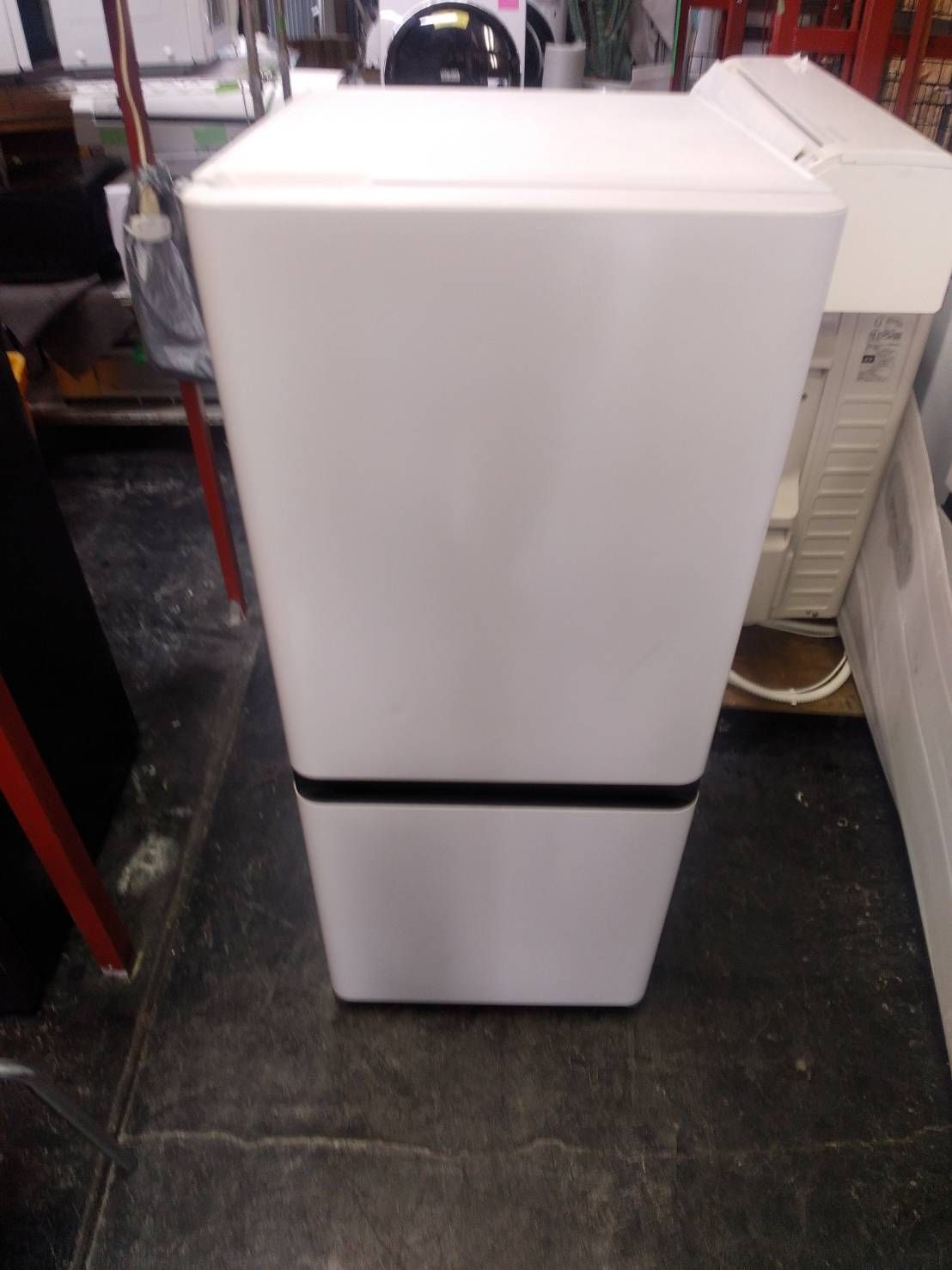 【中古】大阪引取限定　Hisense 冷凍冷蔵庫 HR-D13E4W 本体