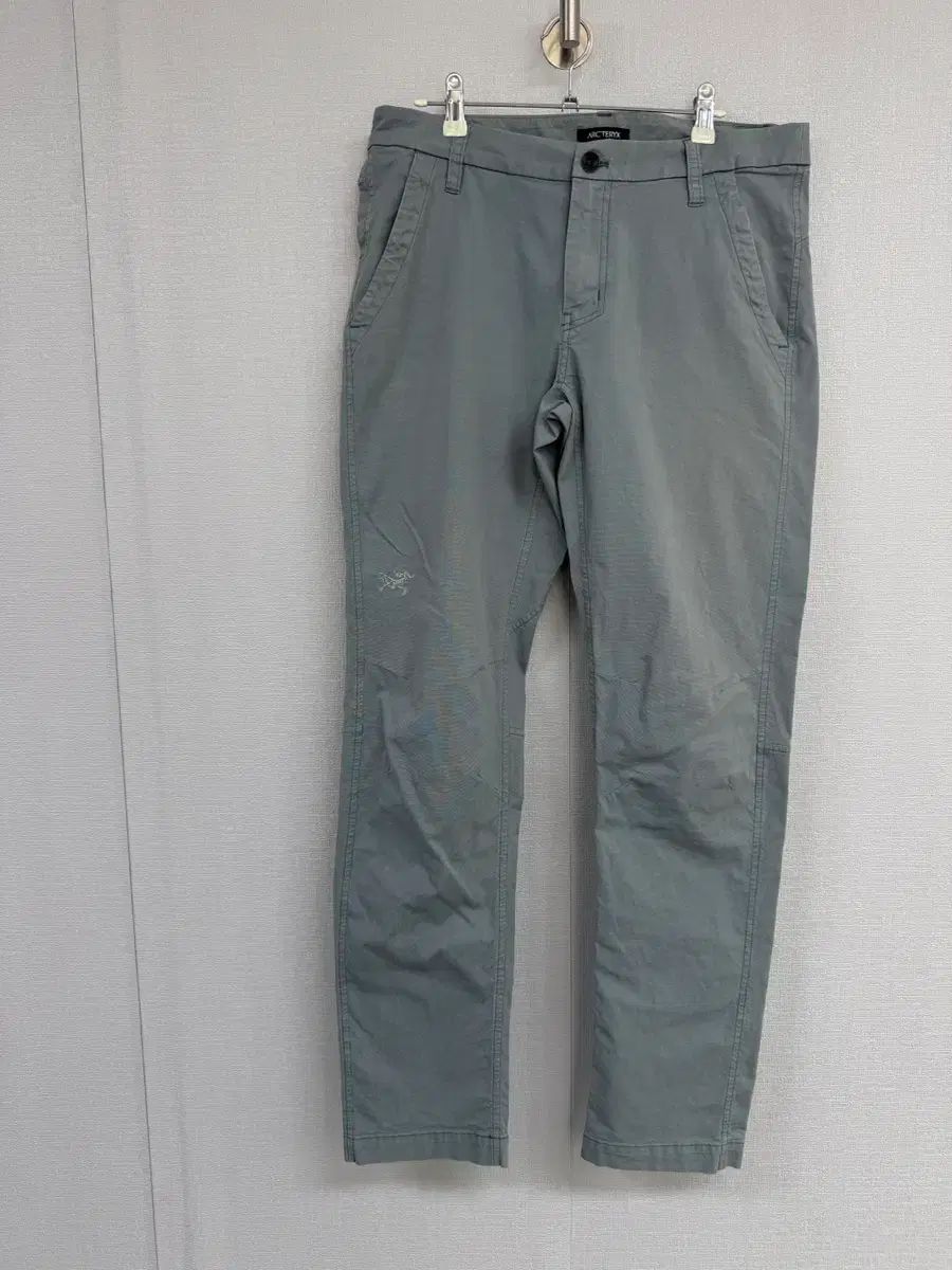 ARC'TERYX アークテリクス チノ パンツ