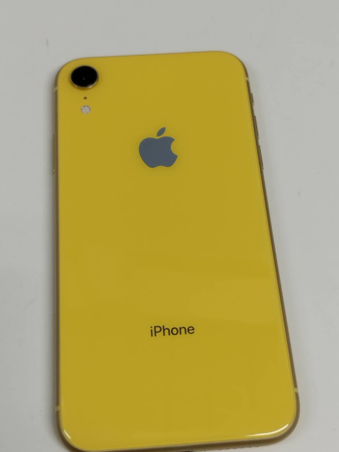 iPhone XR 128GB イエロー SIMフリー バッテリー85% - メルカリ
