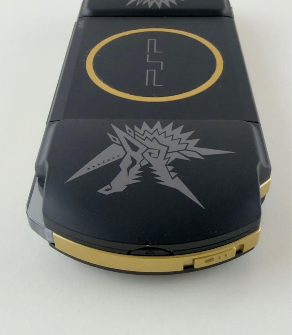 極美品 PSP3000 モンスターハンター 3rd ハンターズ モデル 本体 モンスターハンターポータブル