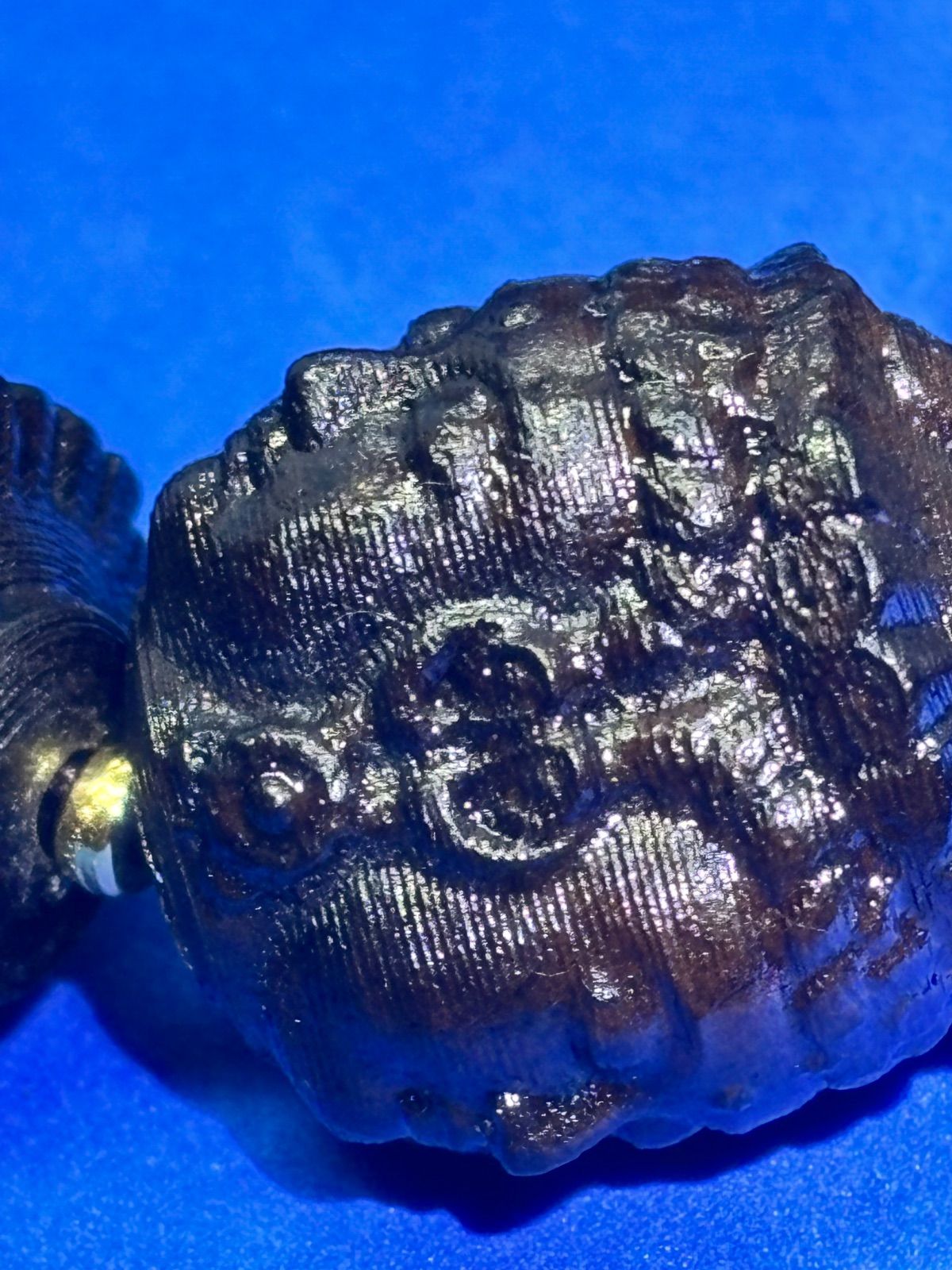極美希少 ダラカン黒油沈香 沈水級 三生三世彫刻念珠22mm 6544-1/11 
