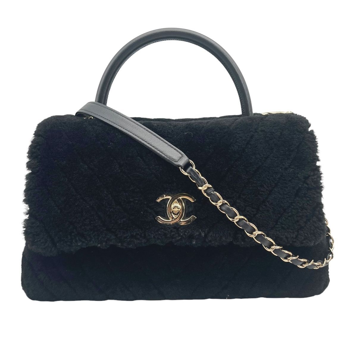【中古】CHANEL シャネル ショルダーバッグ A92991 28番台 ココハンドル シアリングファー シェブロン ファー ブラック 黒 BK レディース25038642 CA