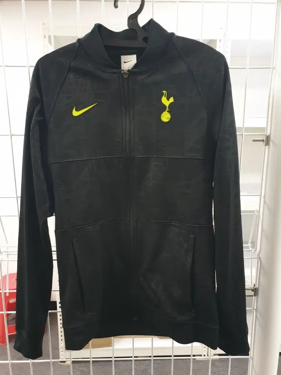 NIKE 正規品 トッテナム ホットスパー ジップアップ 100 サイズ 出品