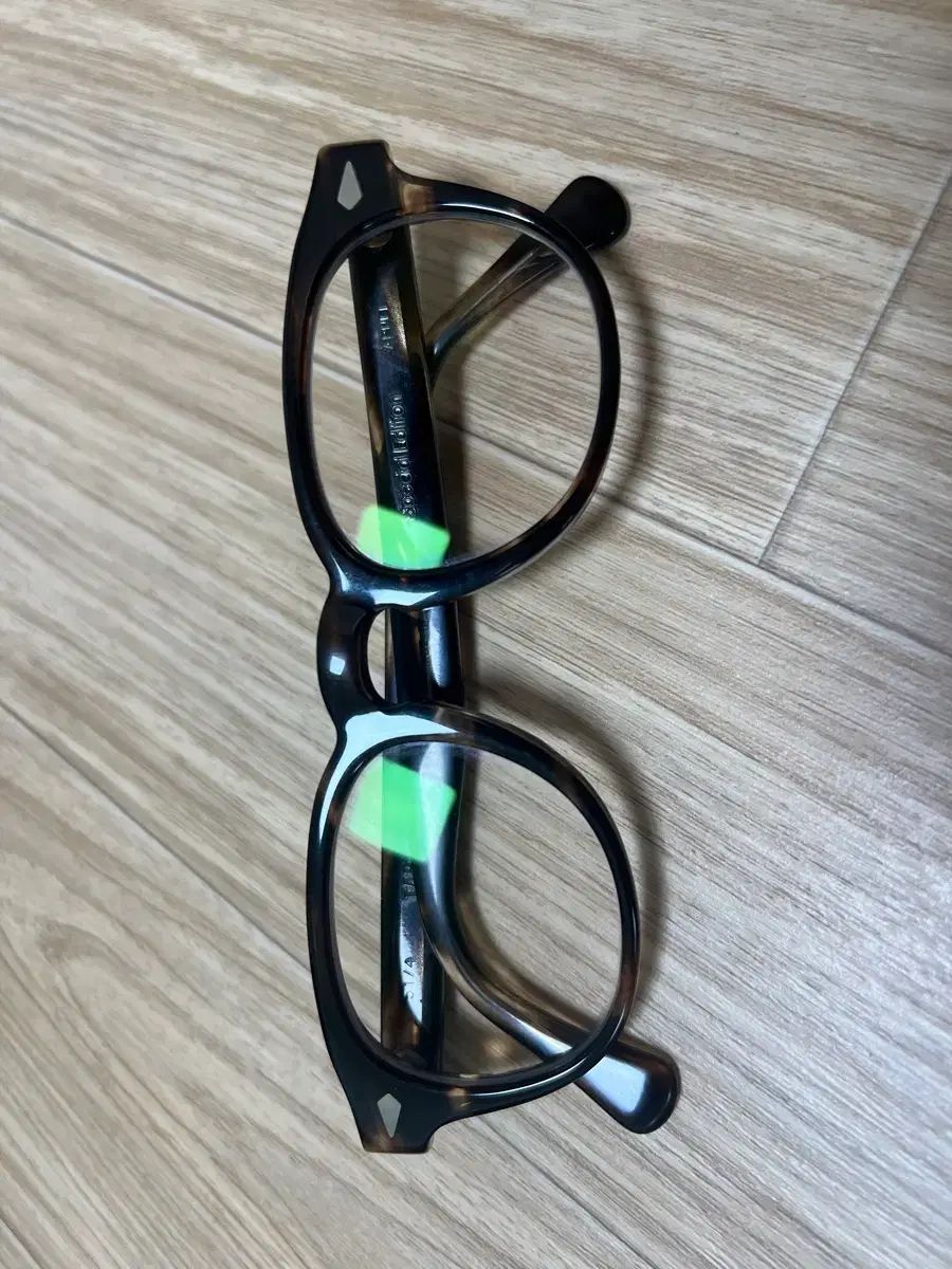 TART OPTICAL ARNEL タート オプティカル アーネル