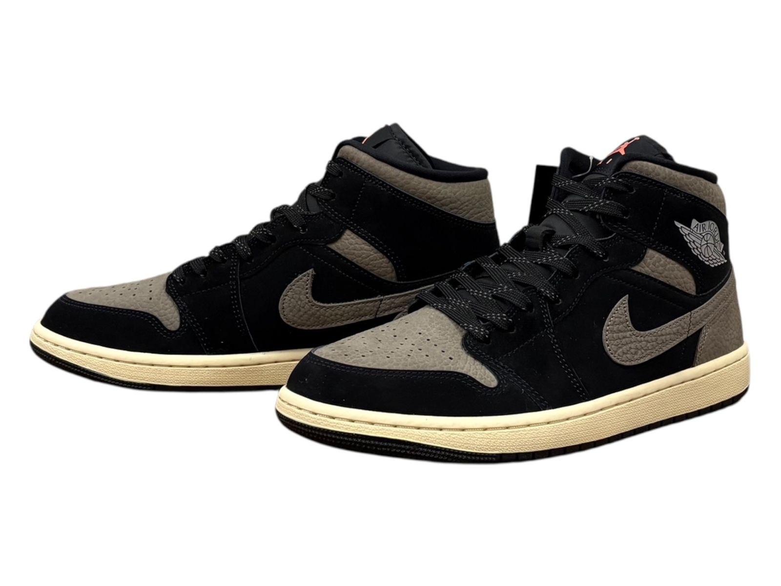 NIKE (ナイキ) Air Jordan 1 Mid エアジョーダン ミッド ハイカットスニーカー IB7110-002 27cm US9 ブラック×オリーブ メンズ/078