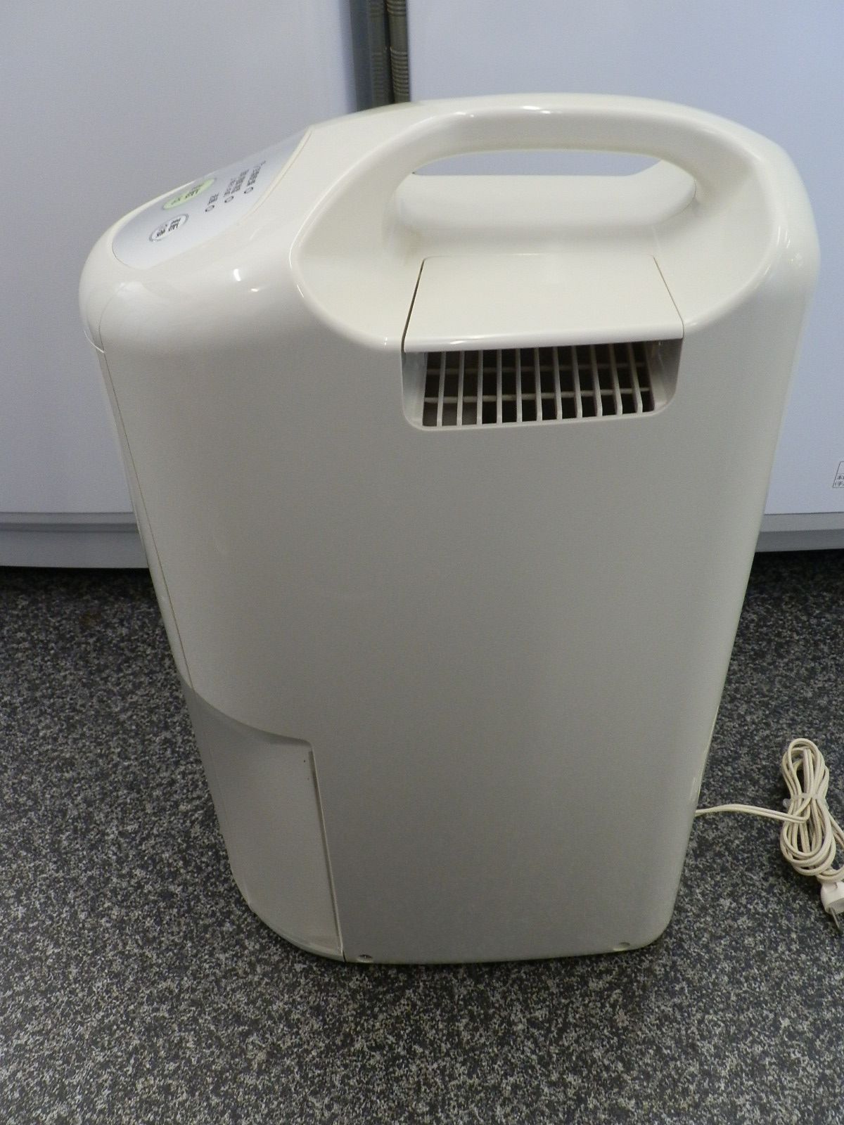 中古品 CORONA コロナ 2015年製 衣類乾燥除湿機 CD-P6315 除湿 送風
