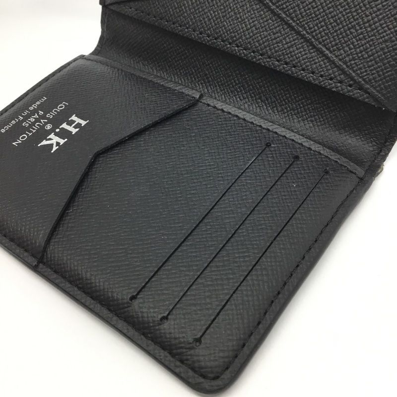 ルイヴィトン　名刺入れ　カードケース　※イニシャル刻印の跡あり　Ｔ.Ｓ OUIS VUITTON【ルイヴィトン】※イニシャル入り※ カードケース 名刺入れ