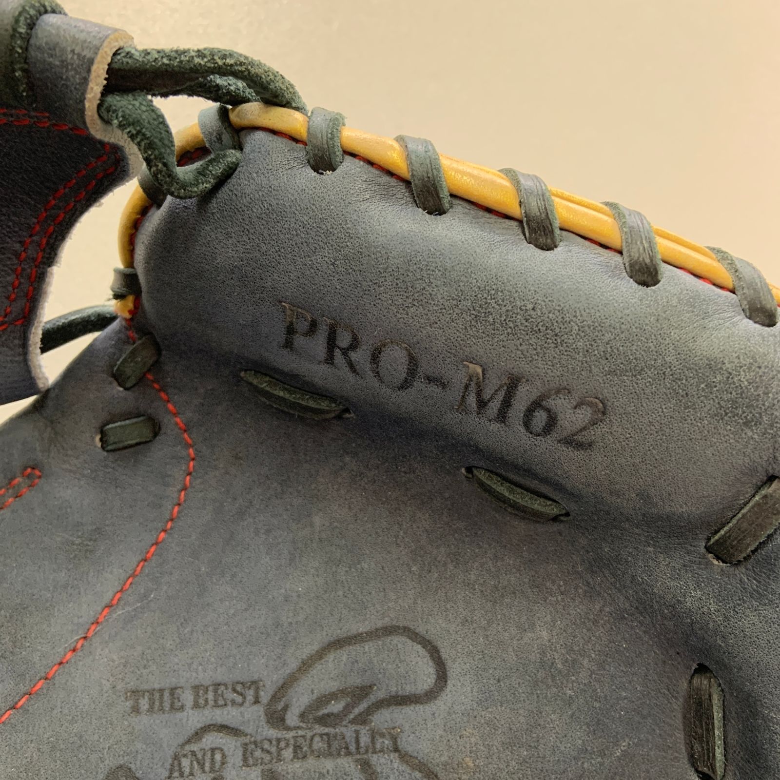 ハタケヤマ HATAKEYAMA PRO-M62 軟式 大人 一般 キャッチャーミット 捕手 グローブ グラブ 右投げ 中古品 野球 8944