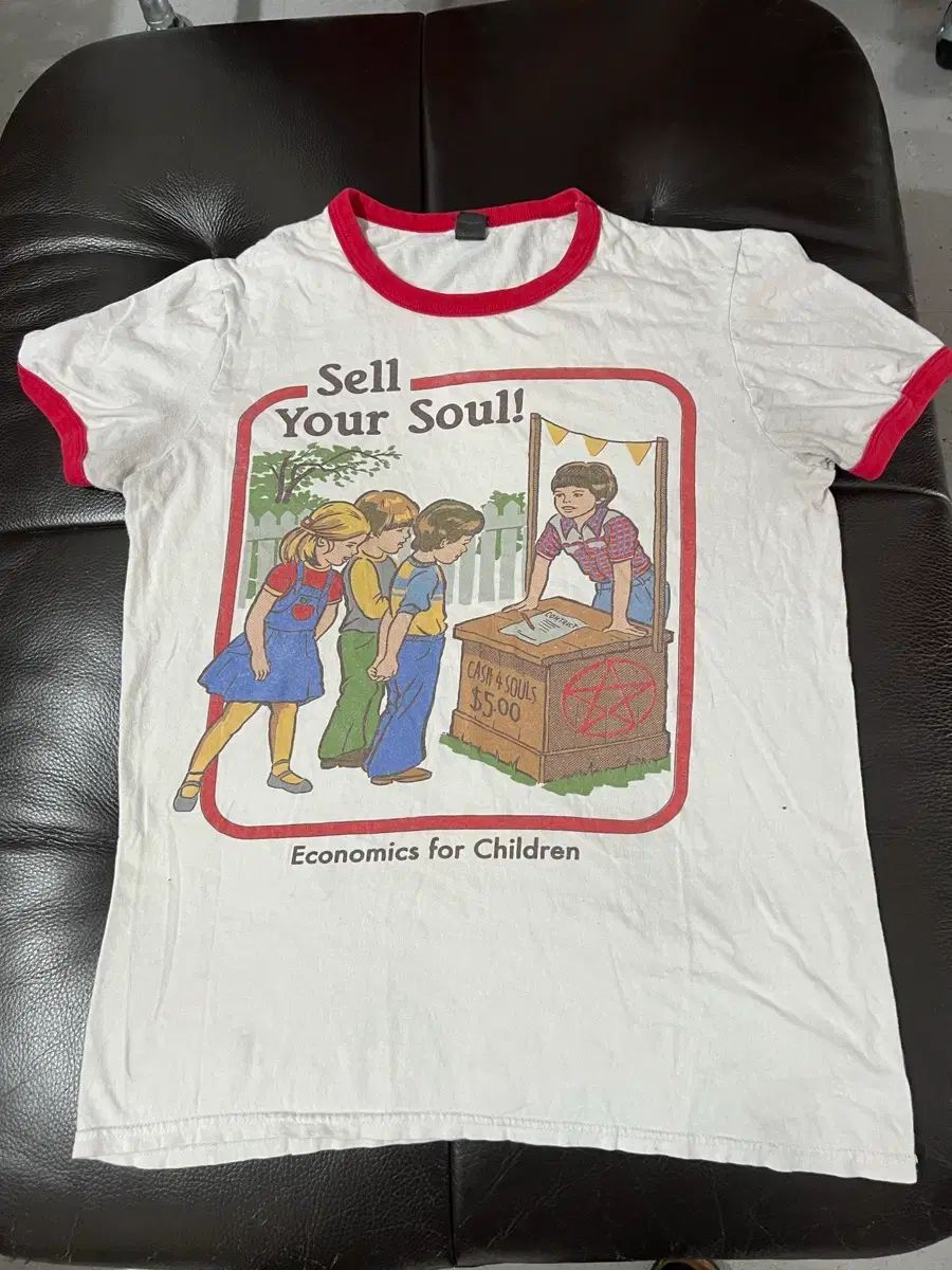 Usa Sell Your Soul' グラフィック リンガーTシャツ