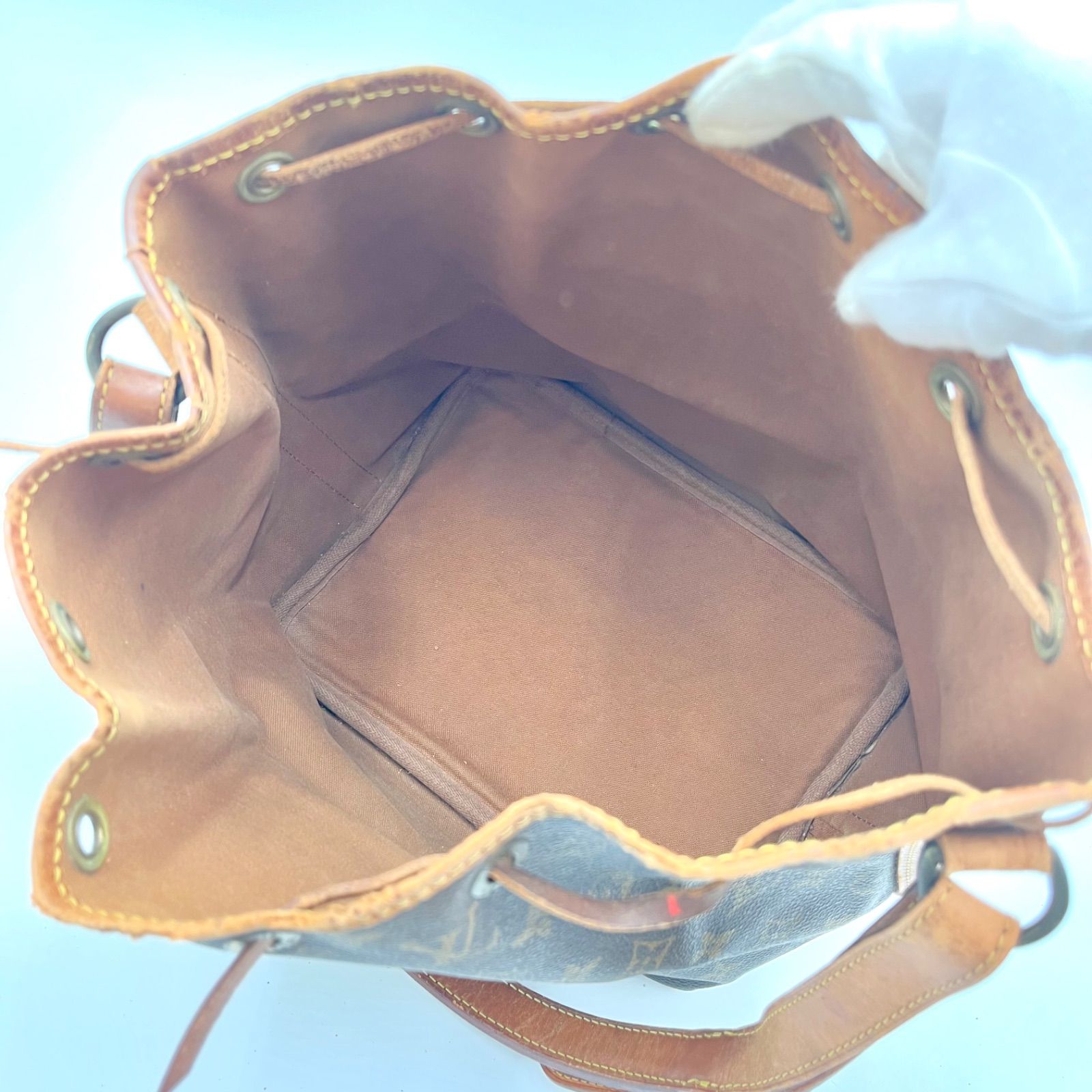LOUIS VUITTON ルイヴィトン モノグラム プチ ノエ 巾着 ショルダー LOUIS VUITTON ルイヴィトン モノグラム プチ ノエ 巾着 ショルダー