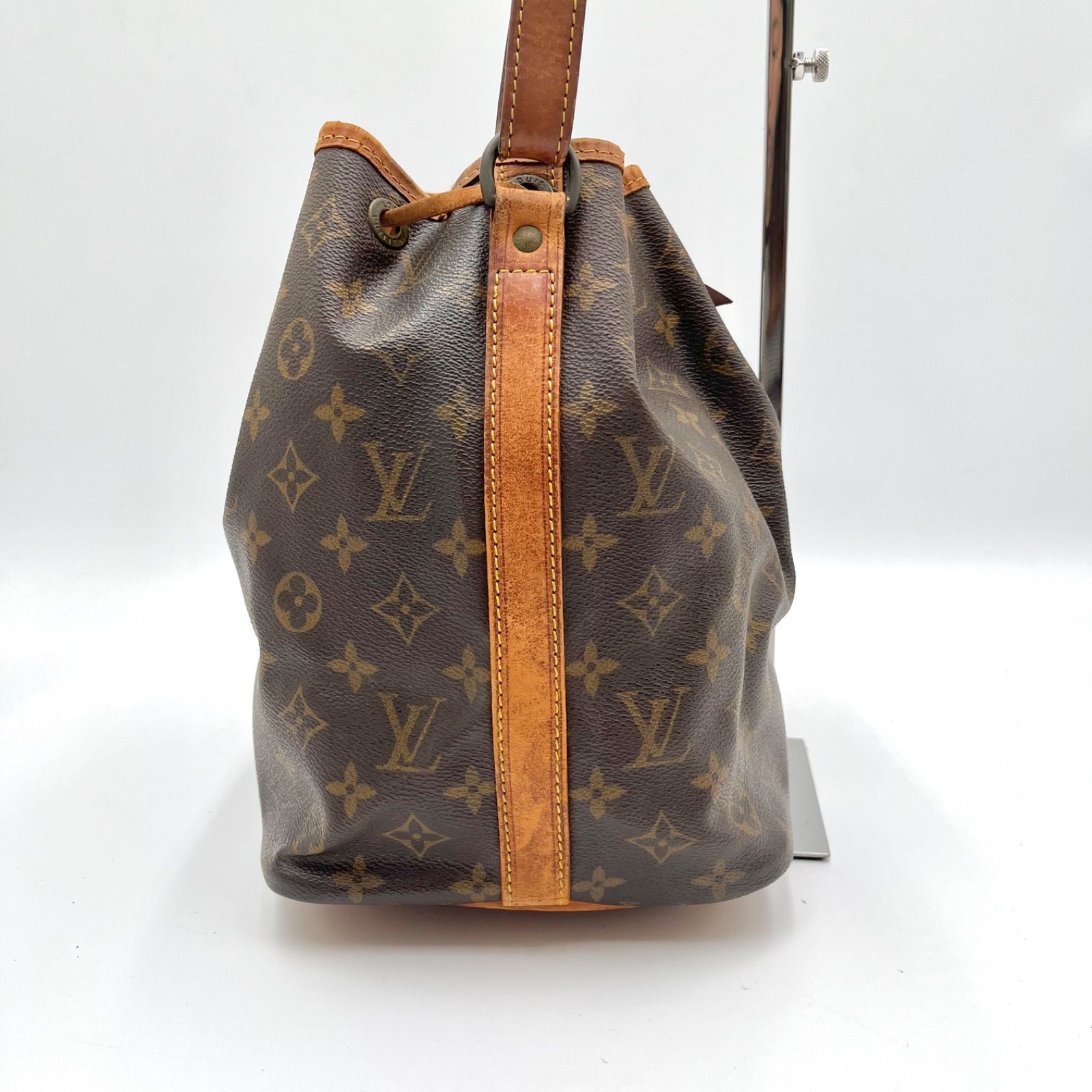 LOUIS VUITTON ルイヴィトン モノグラム プチ ノエ 巾着 ショルダー 