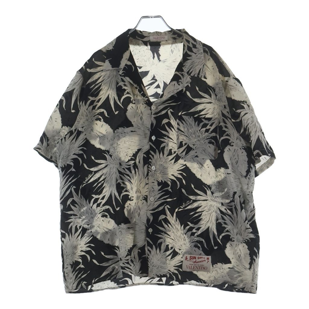 VALENTINO (ヴァレンティノ) ×SUN SURF ヴァレンティノ サンサーフ 23AW トロピカルシルク半袖アロハシャツ ブラック ホワイト 3V3AAA909KJ