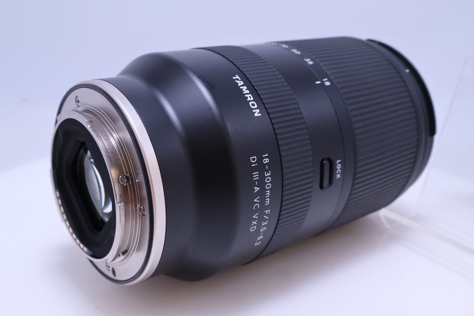 美品】TAMRON 18-300mm F3.5-6.3 Di III-A VC VXD ソニーEマウント用 