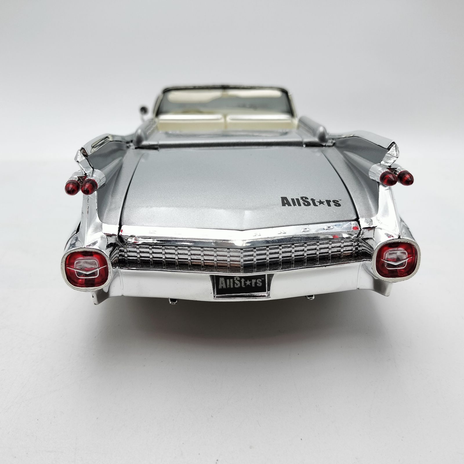 1959 キャデラック エルドラド ビアリッツ1/18 マイスト ダイキャスト 