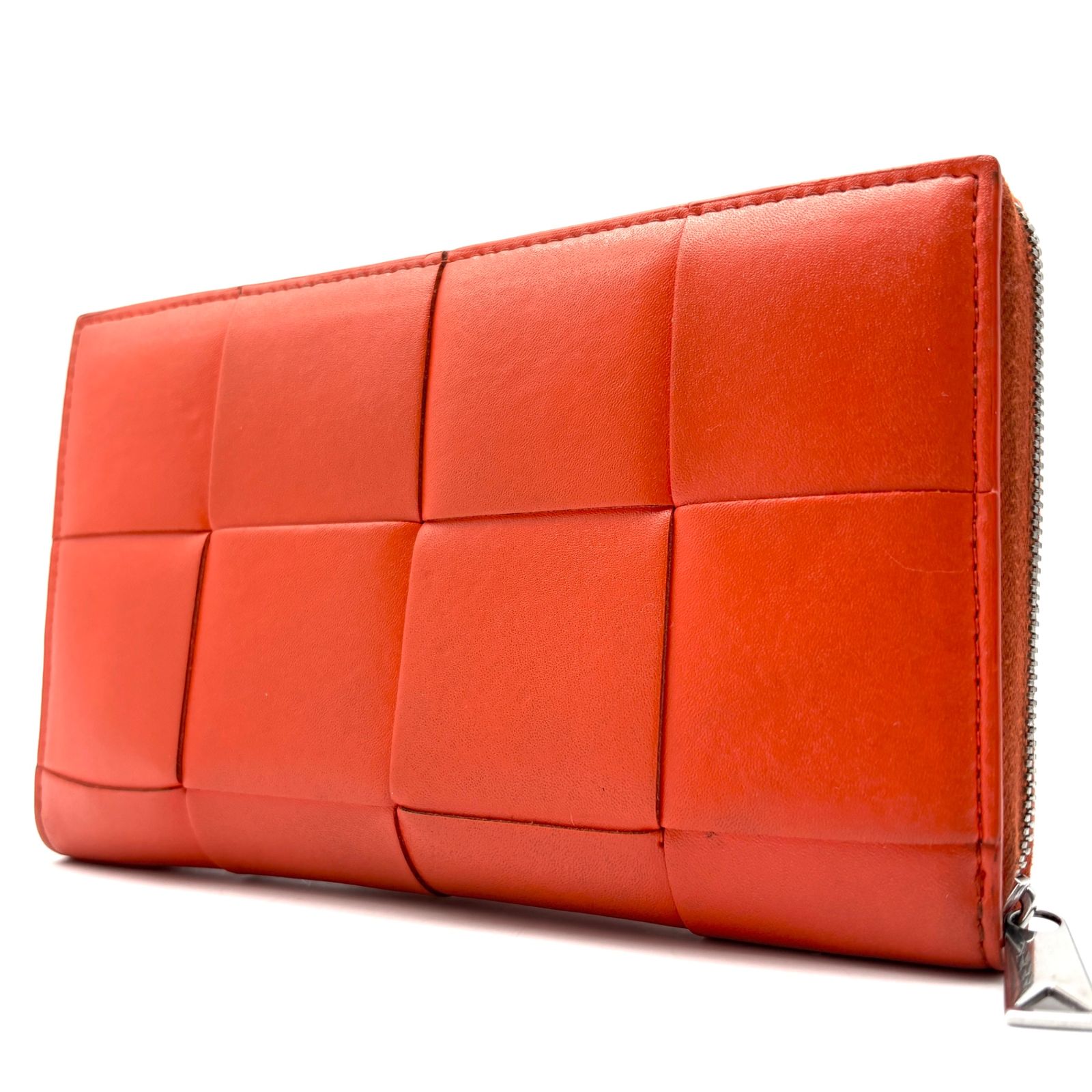 美品 ボッテガヴェネタ BOTTEGA VENETA カセット マキシイントレチャート ラウンドファスナー 長財布 ロングウォレット オレンジ レザー 本革 ボーナス 夏休み 帰省 サマーギフト 敬老の日 ご褒美