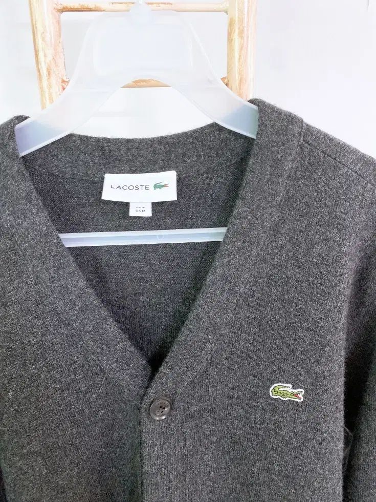 モンヴィンテージ(100)LACOSTE ラコステ メンズ ウール100% Vネック カーディガン
