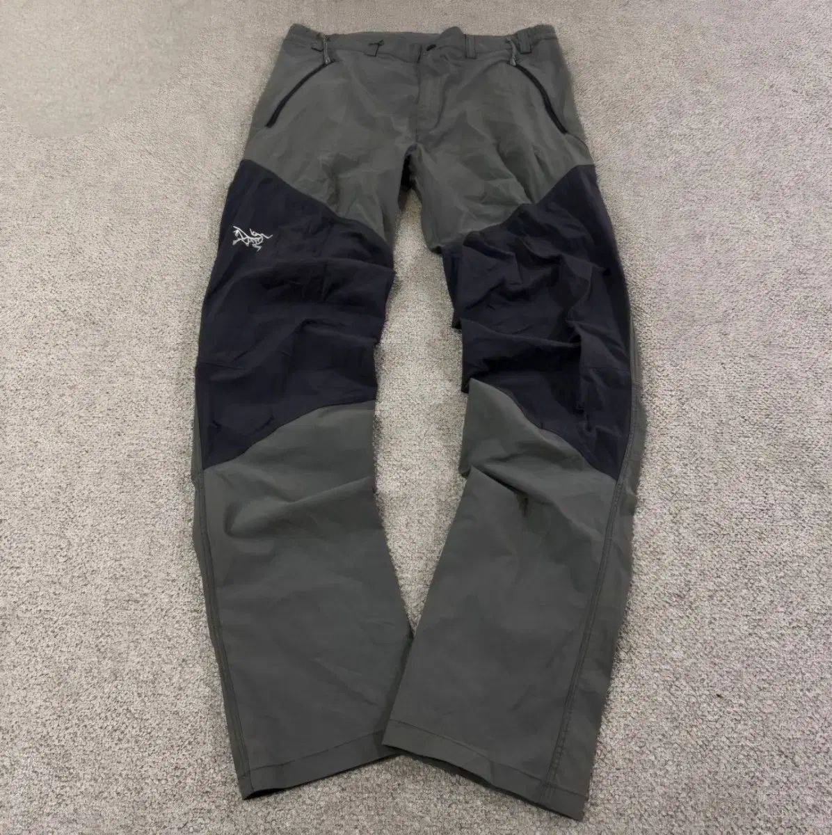 (32インチ) ARC'TERYX アークテリクス 機能性 サン(SAN) 성(城) ズボン
