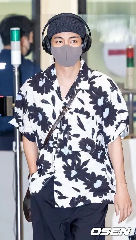 JACQUEMUS ジャックムス フラワーシャツ サイズ46 新品 防弾少年団 V着用