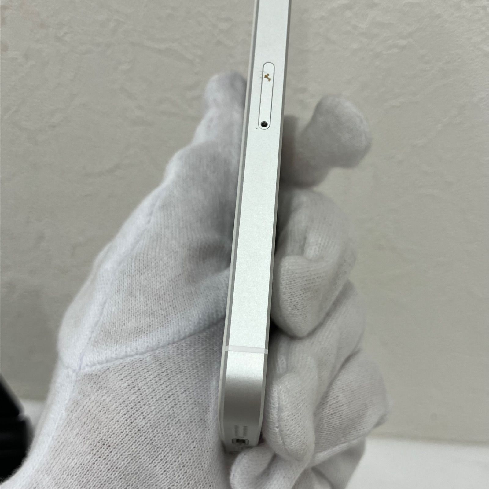 iPhone SE 第1世代 32GB シルバー SIMフリー - メルカリ