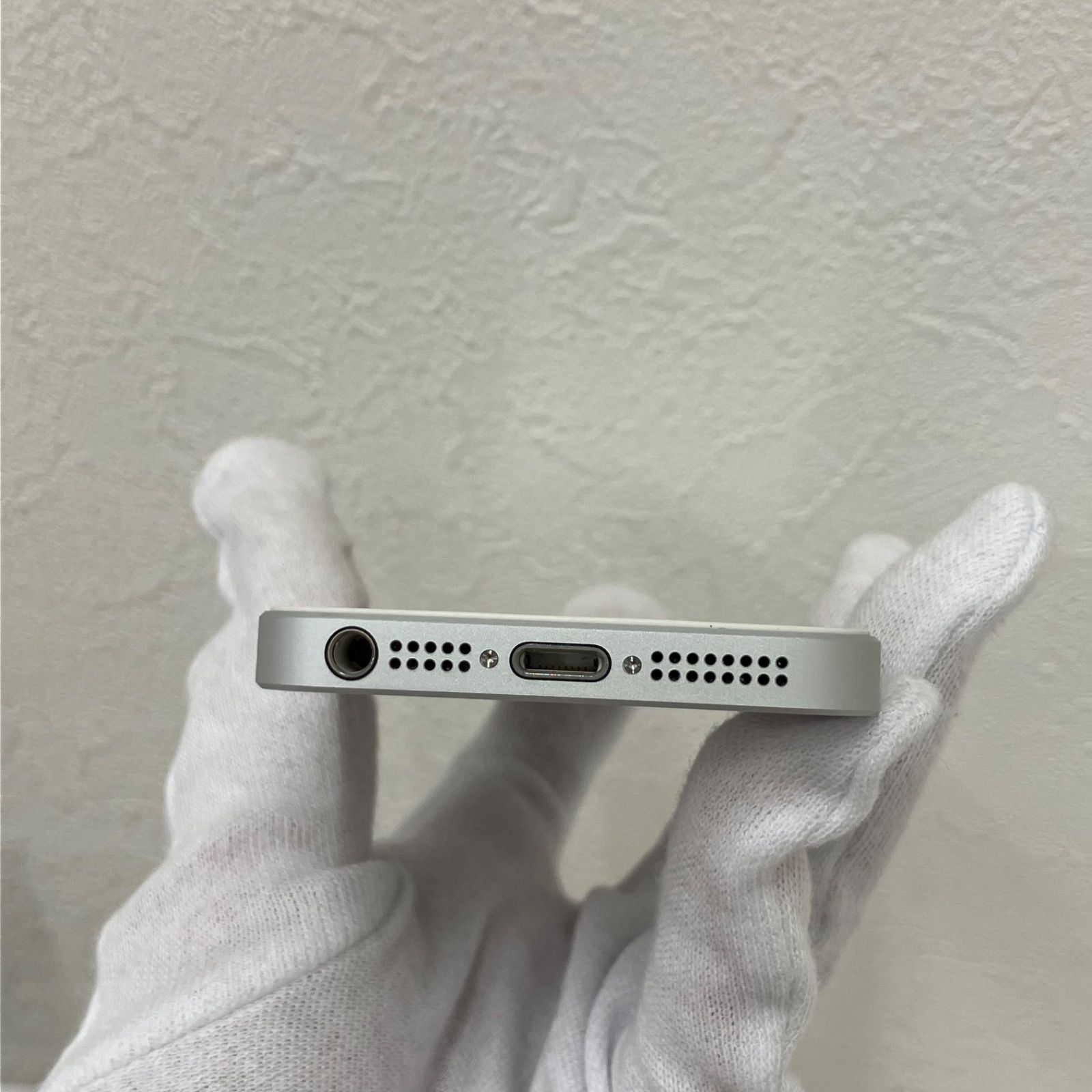 iPhone SE 第1世代 32GB シルバー SIMフリー - メルカリ