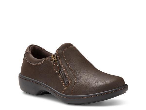 イーストランド レディース シューズ スリッポン・ローファー Eastland Vicky SlipOn Dark Brown ブラウン