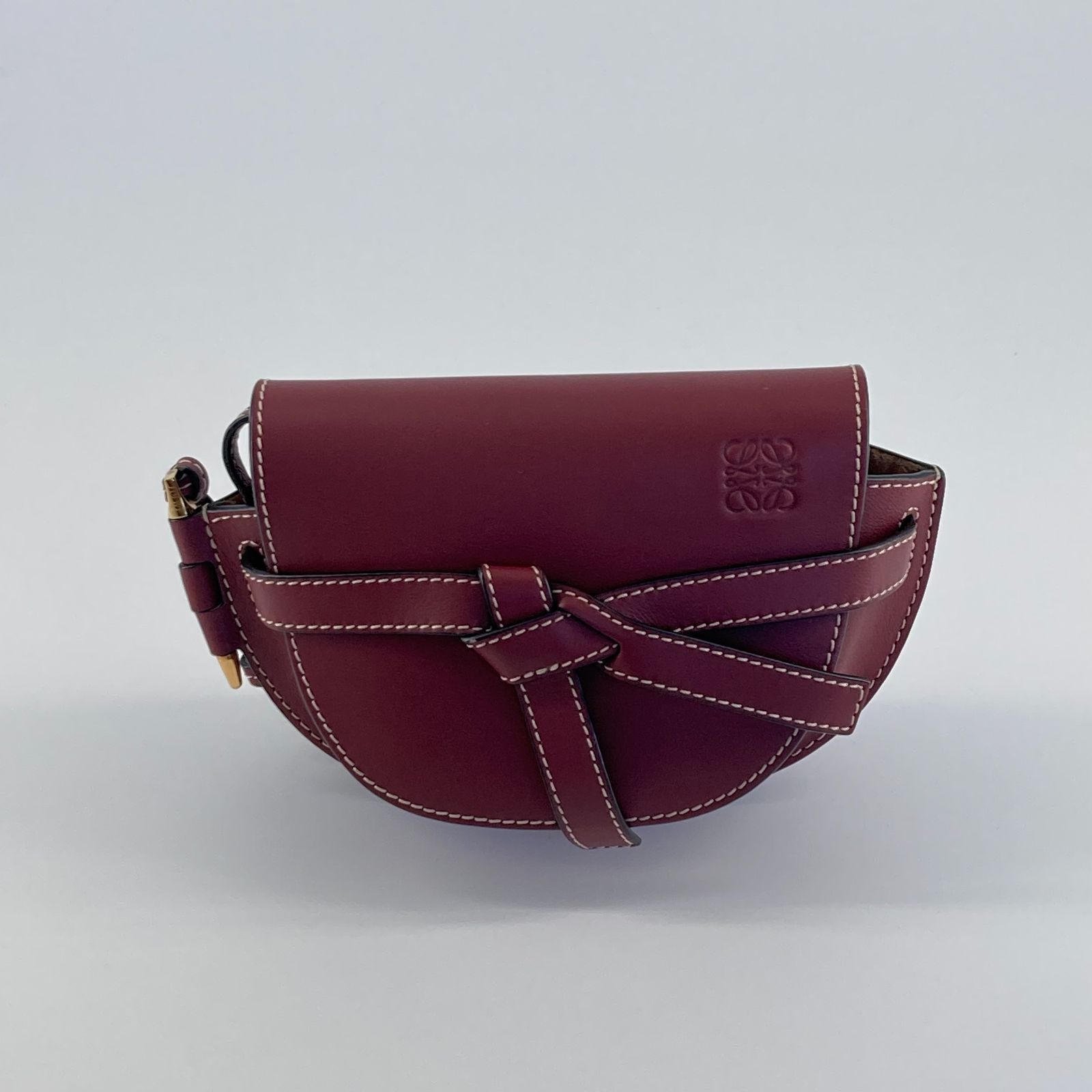 LOEWE(ロエベ)　ゲートバッグ　スモール　ショルダーバッグ　ボルドー