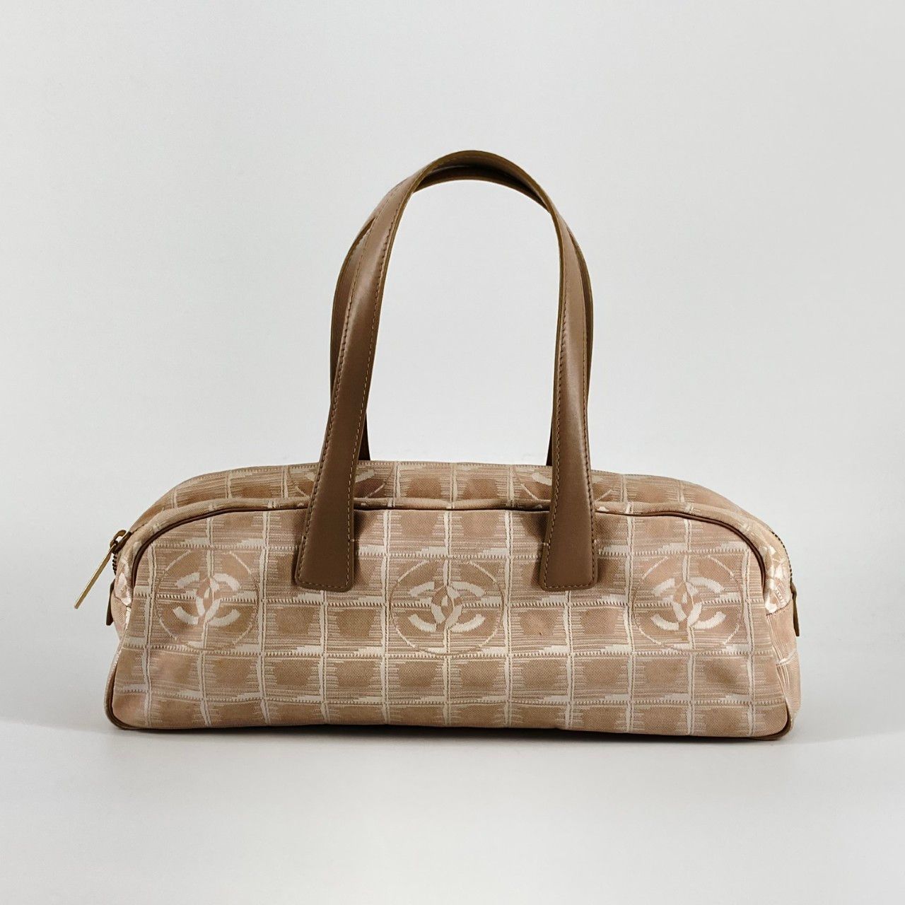 CHANEL（シャネル） ニュートラベルライン 8番台 A15828 ハンドバッグ ベージュ